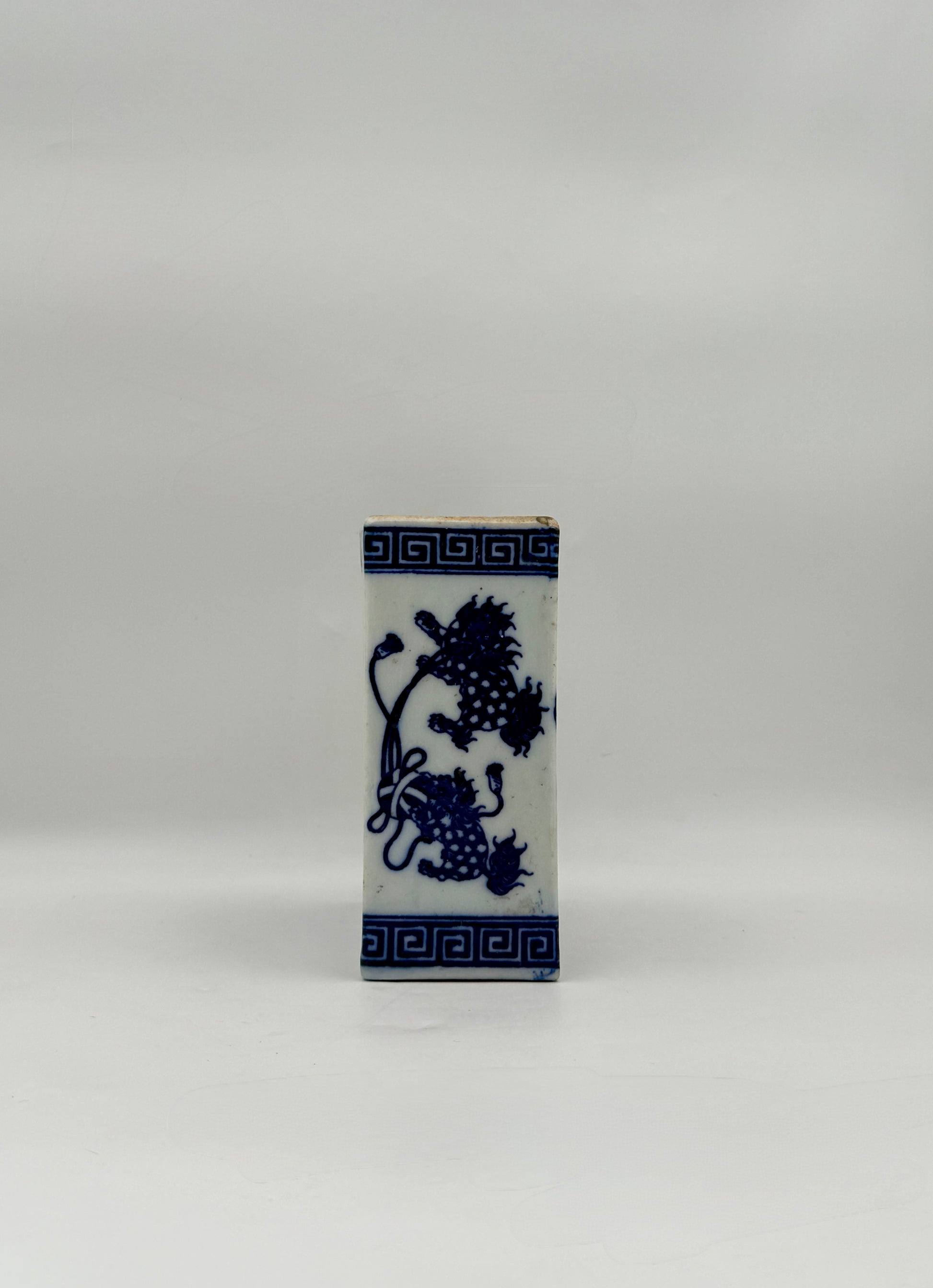 Chinese Blue & White Porcelain Opium Pillow with Dragons – Ventilated