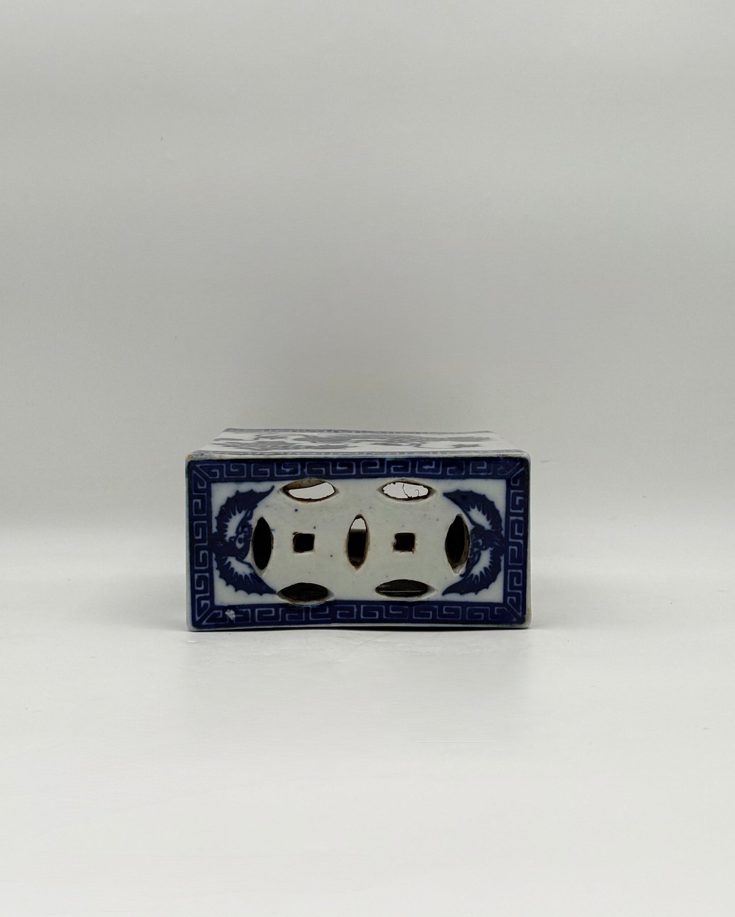 Chinese Blue & White Porcelain Opium Pillow with Dragons – Ventilated