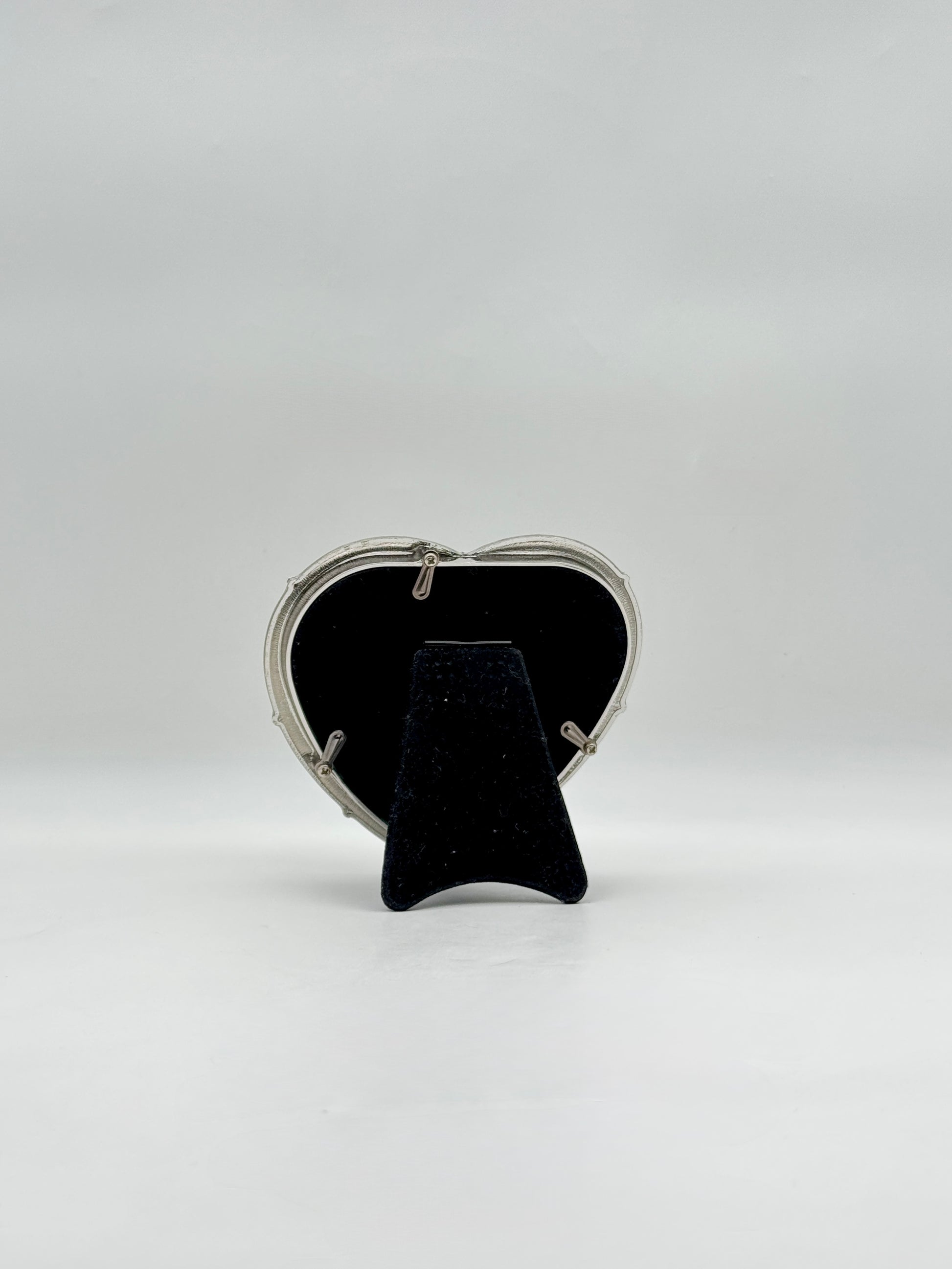 Mon Ami Silver Tone Heart-Shaped Picture Frame 4 x 4 Decorative