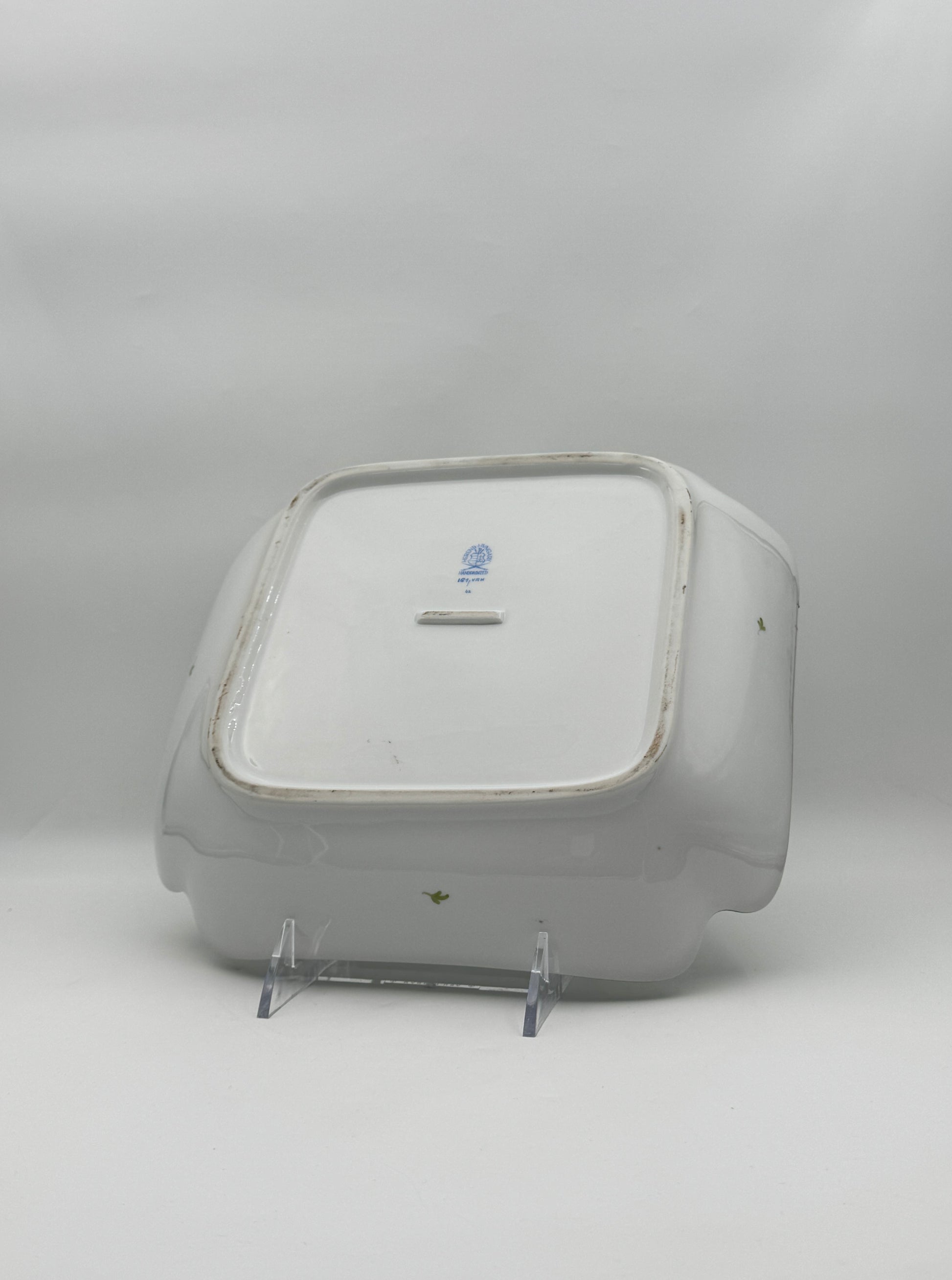 Herend “Vienna Rose” Partial Porcelain Dinner Service for 12, Hungary