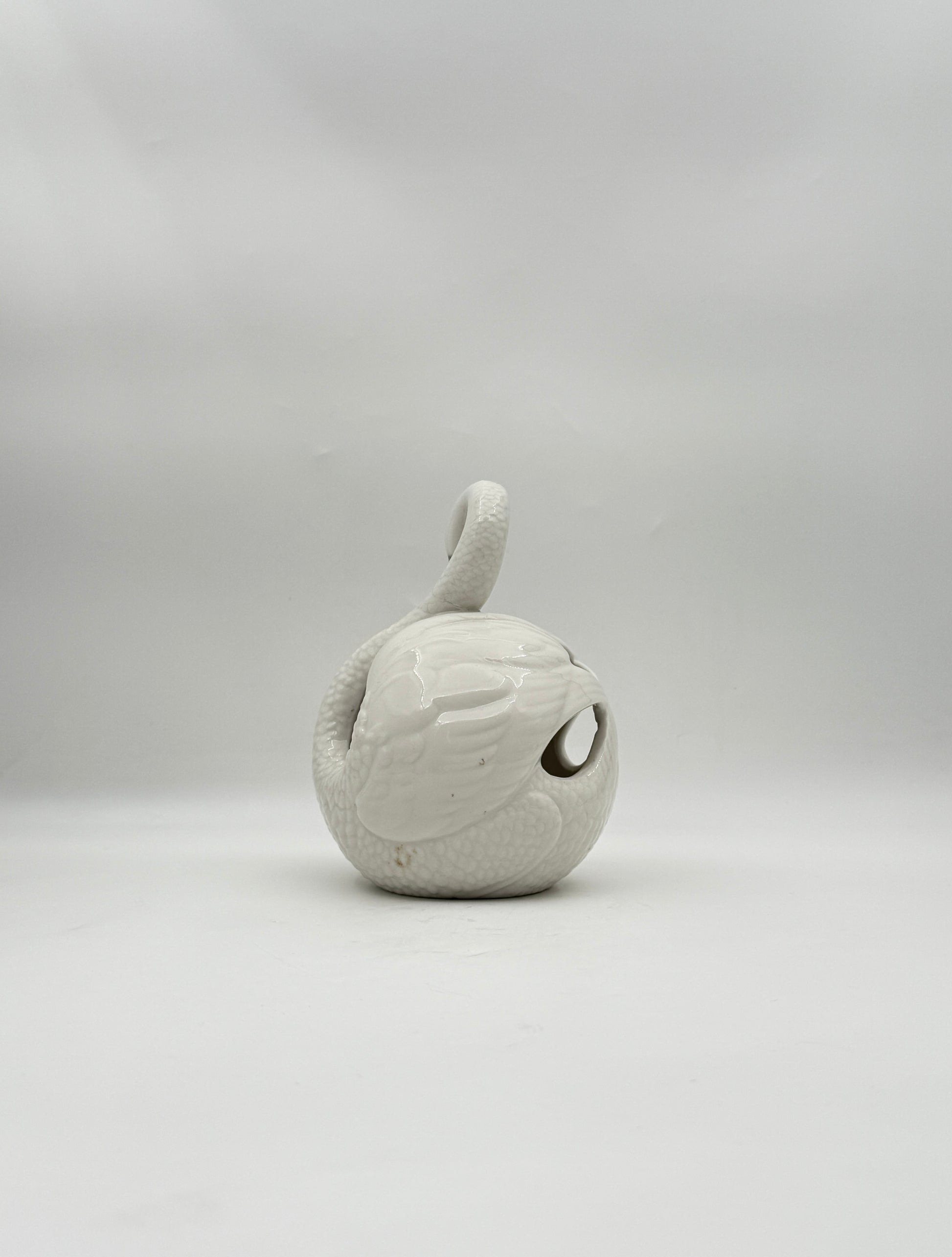 LLADRO Porcelain Swan Vase White Gloss Finish Elegant Decor Arts