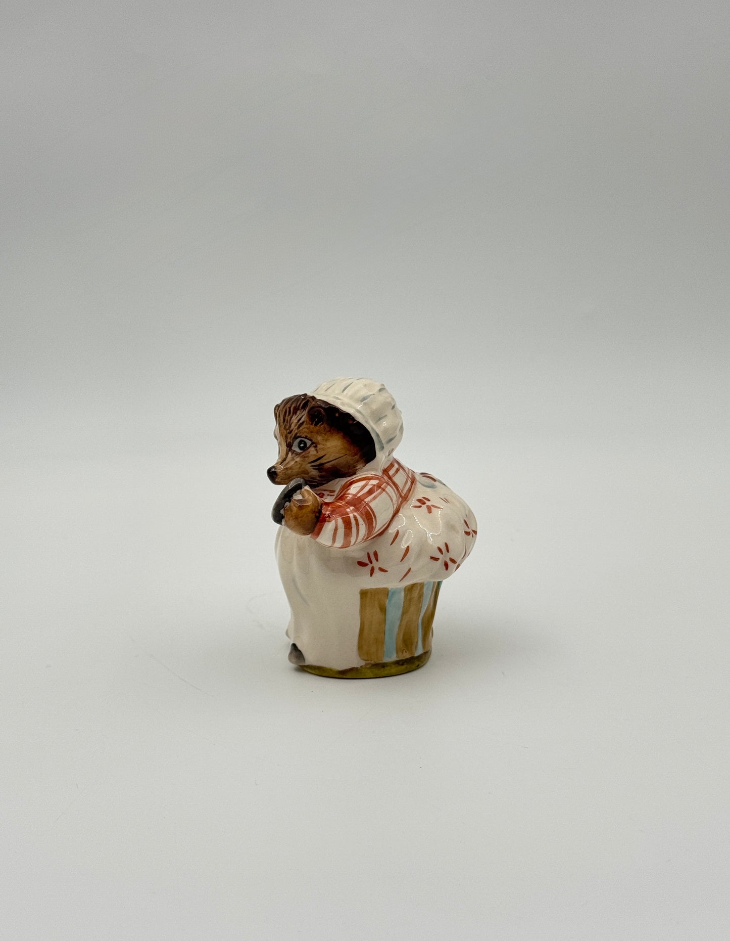 Beatrix Potter "Mrs. Tiggy Winkle" Figurine – Beswick England