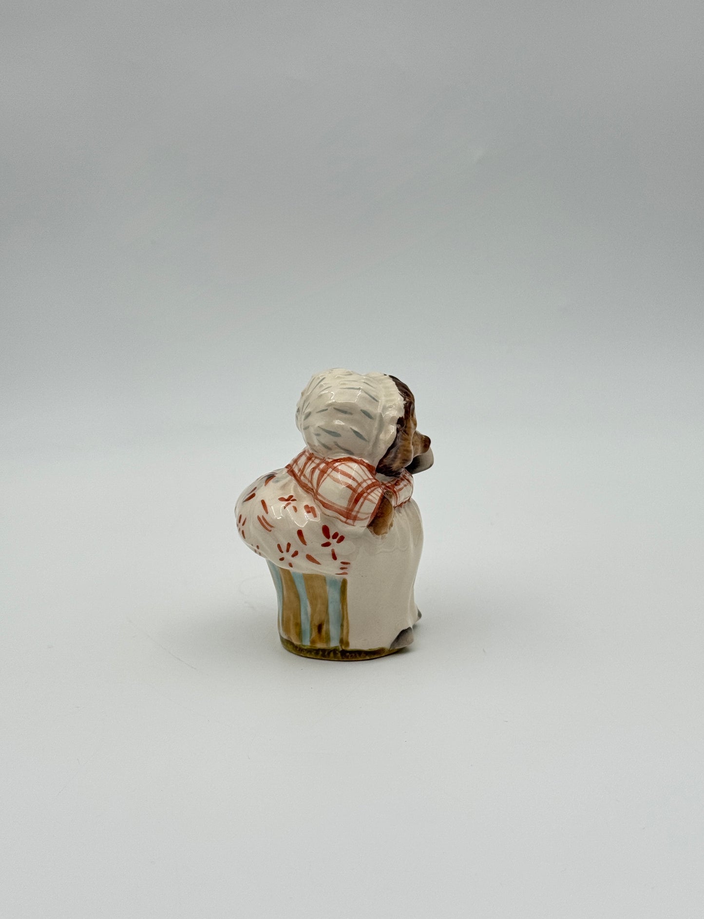 Beatrix Potter "Mrs. Tiggy Winkle" Figurine – Beswick England