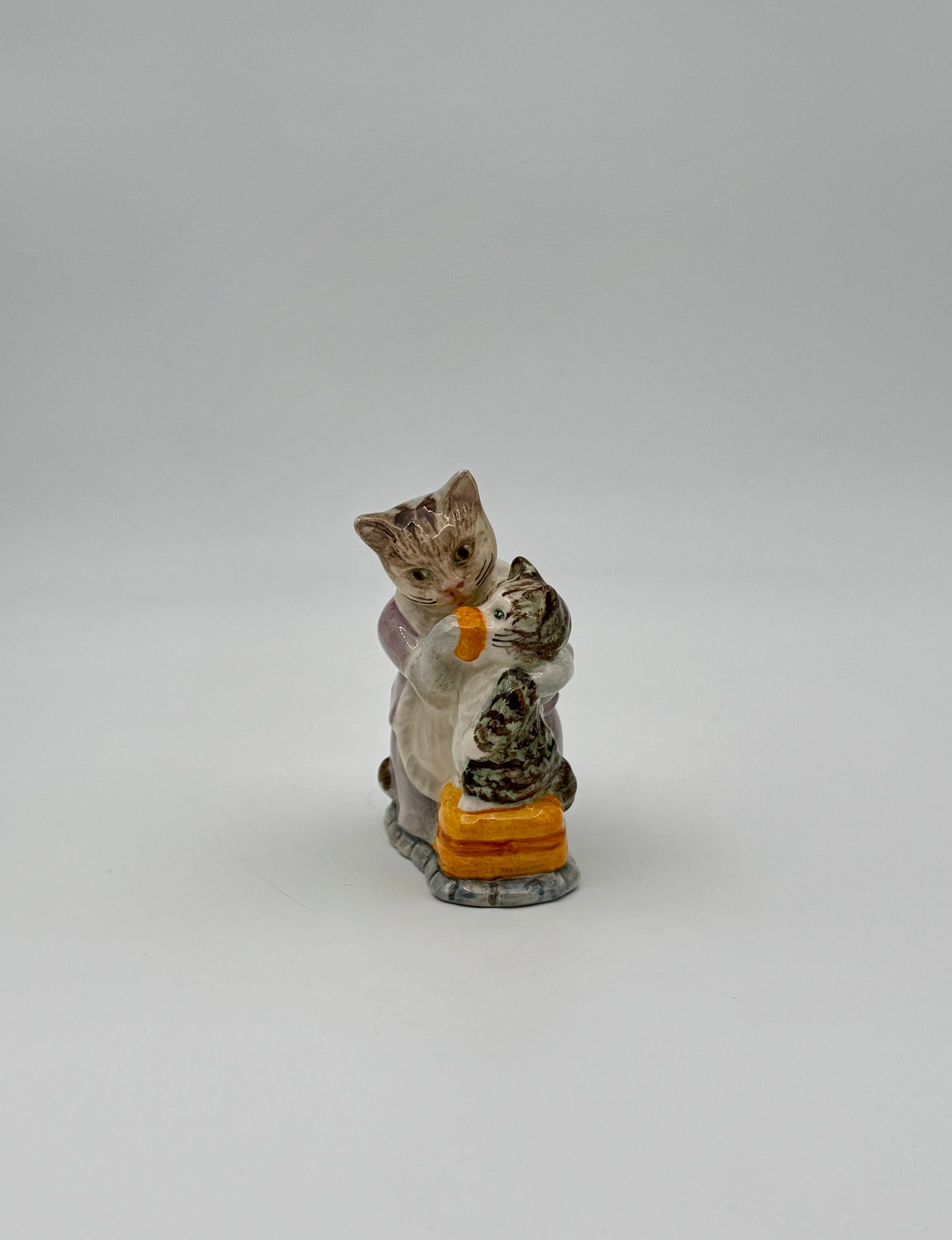 Beatrix Potter "Tabitha Twitchet and Miss Moppet" – Beswick Figurine, England