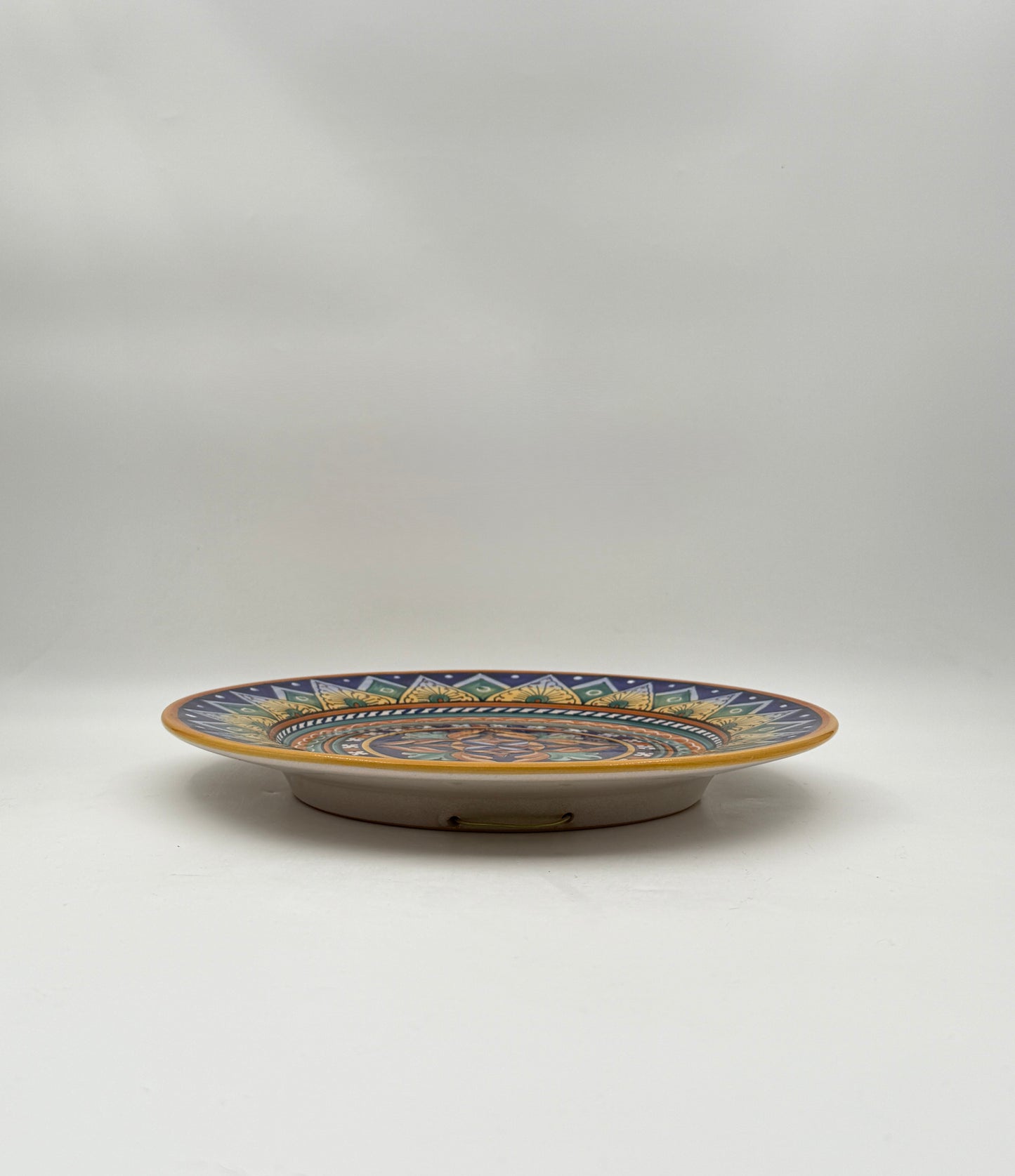 Deruta Italian Majolica Decorative Plate Hand-Painted Geometric Motif