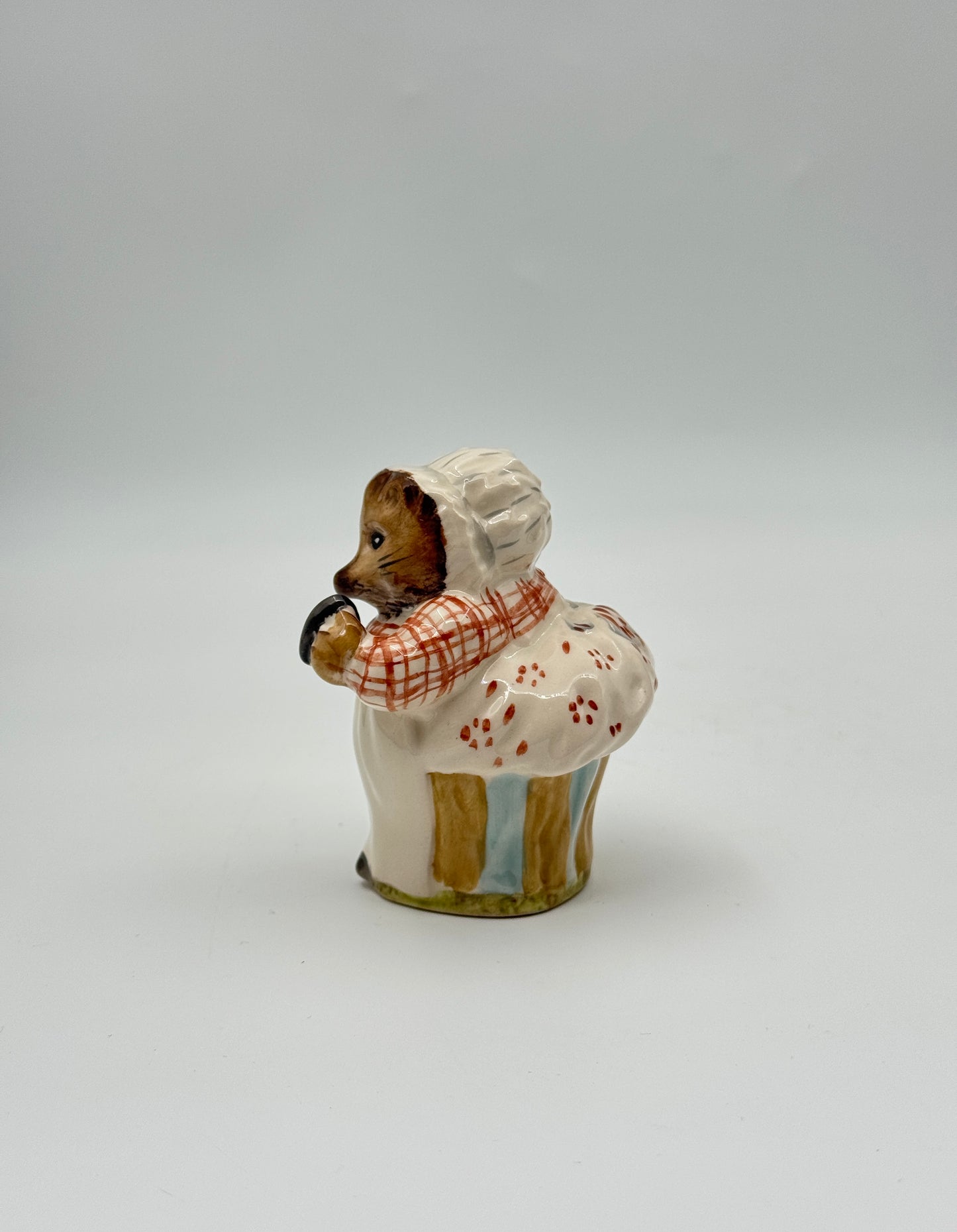 Beatrix Potter "Mrs. Tiggy Winkle" Figurine – Royal Albert England