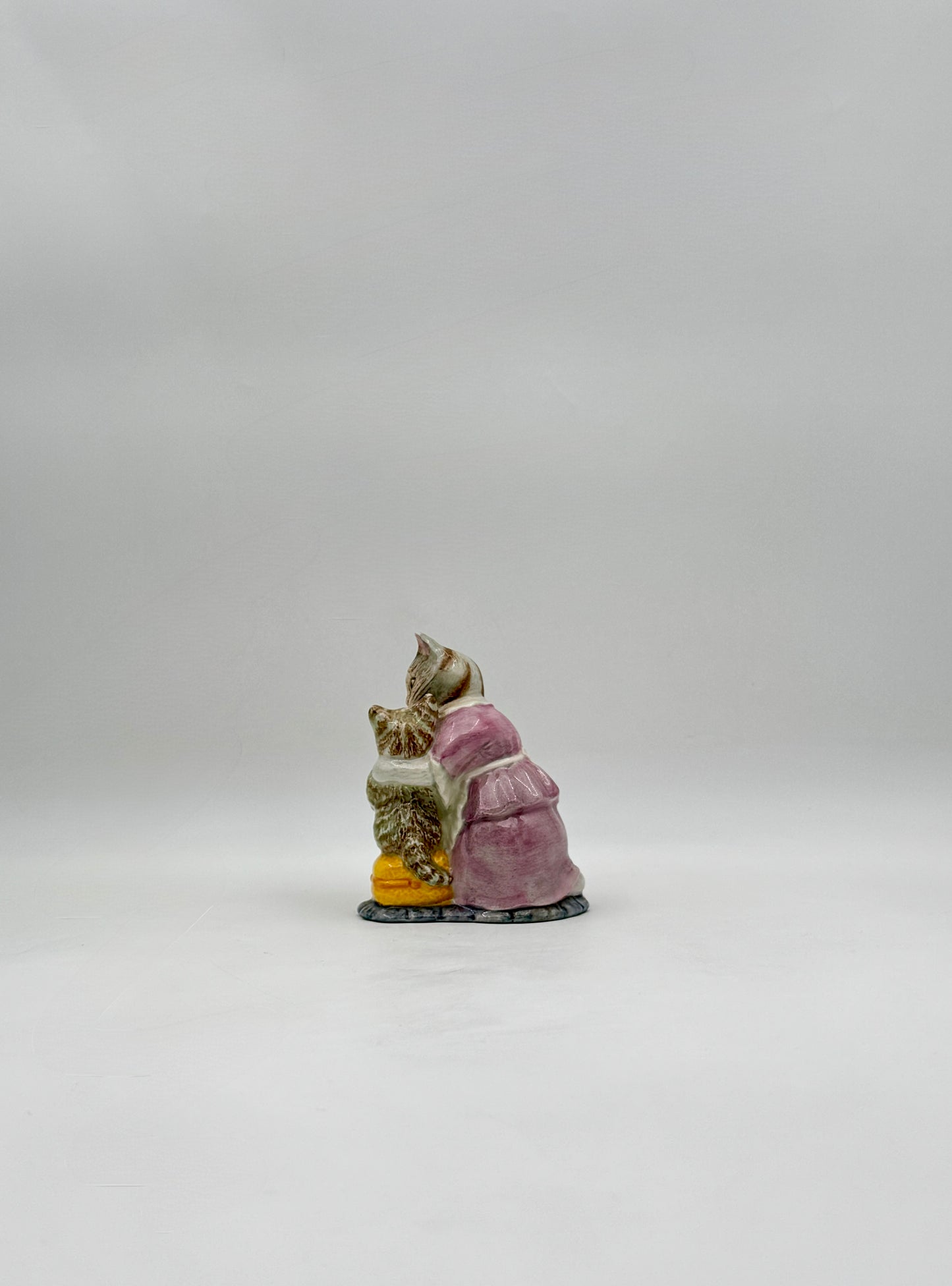 Beatrix Potter “Tabitha Twitchet and Miss Moppet” Figurine – Beswick, England