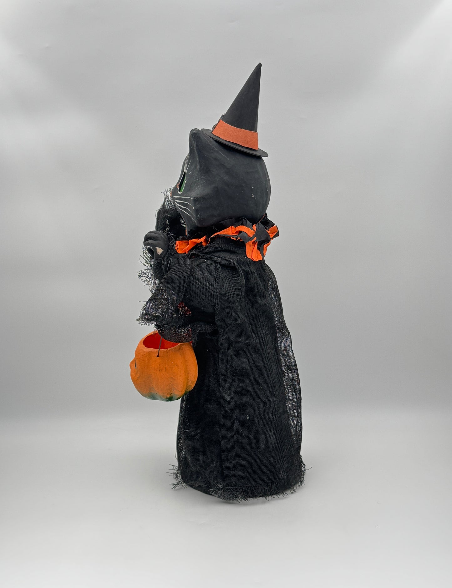 Bethany Lowe Scaredy Cat Ghoul – Halloween Paper Mache Figure