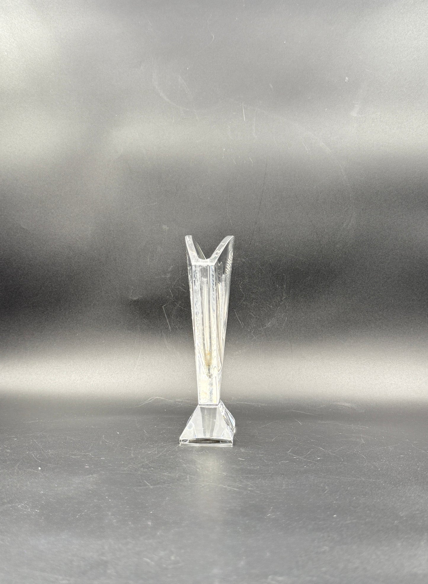 Baccarat Rendezvous Fan Vase – Etched Crystal French Art Glass