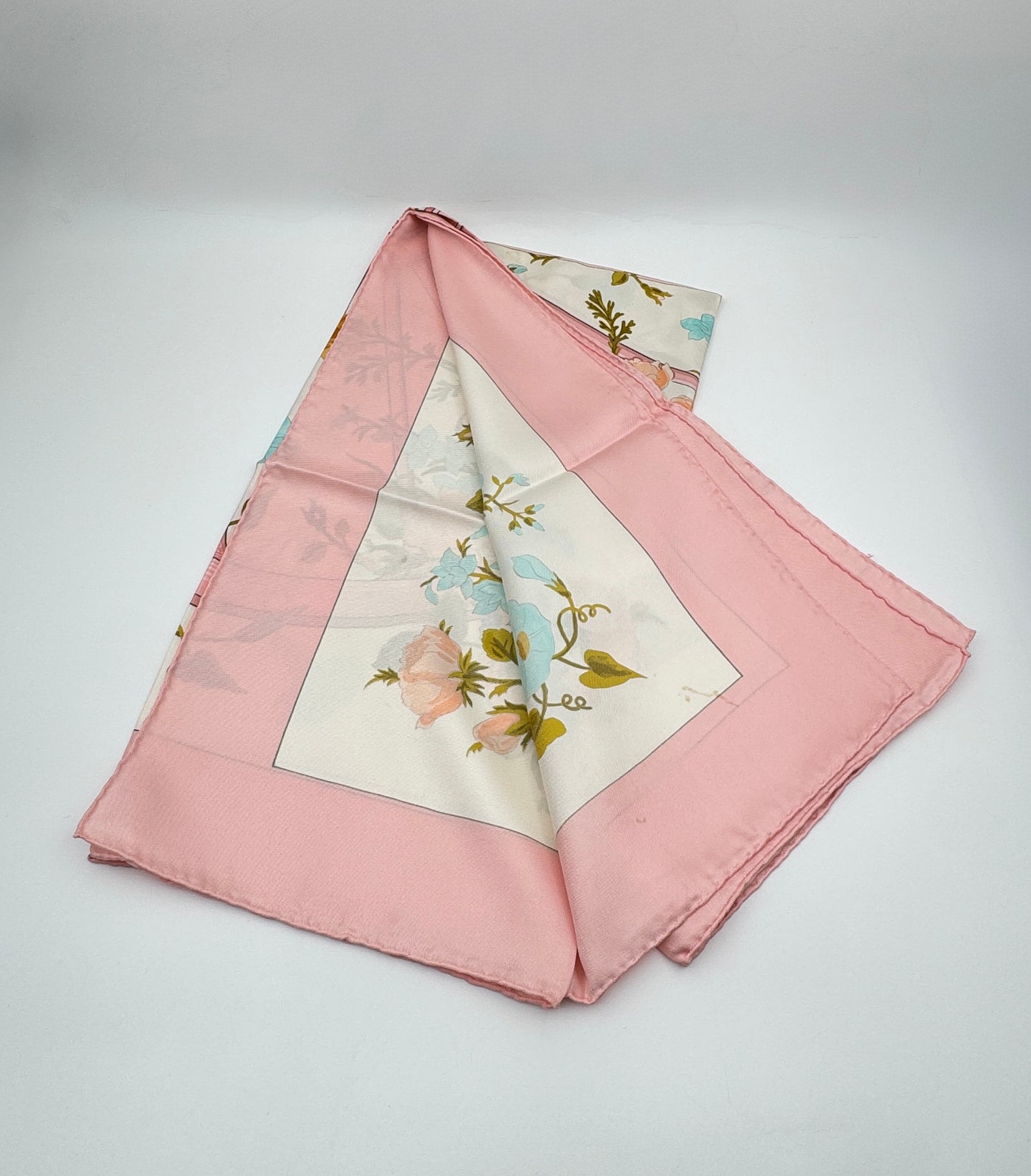 Hermès “Romantique” Silk Scarf – Maurice Tranchant, Pink & Blue Floral