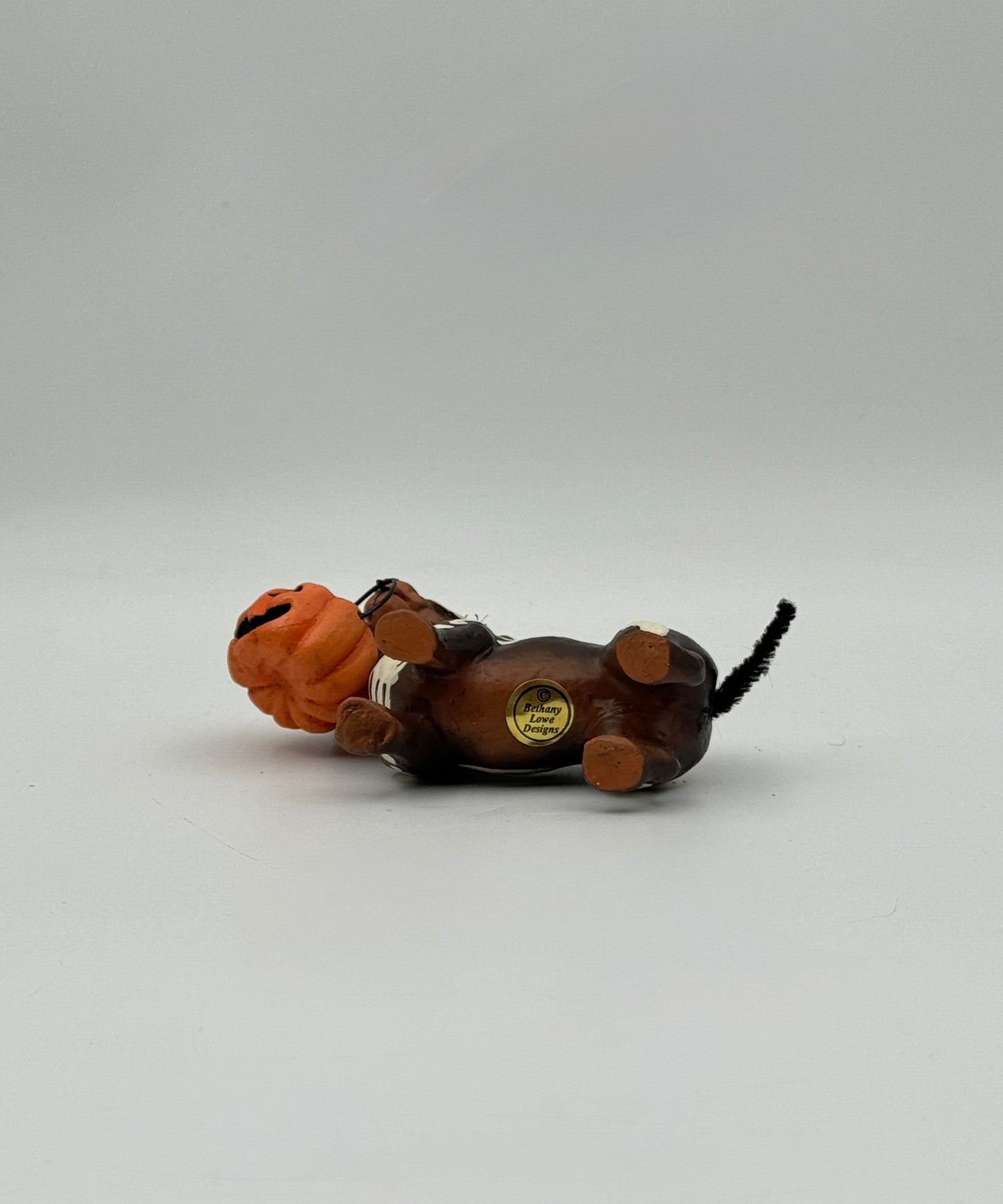 Bethany Lowe Designs – Halloween Skeleton Pup Table Piece
