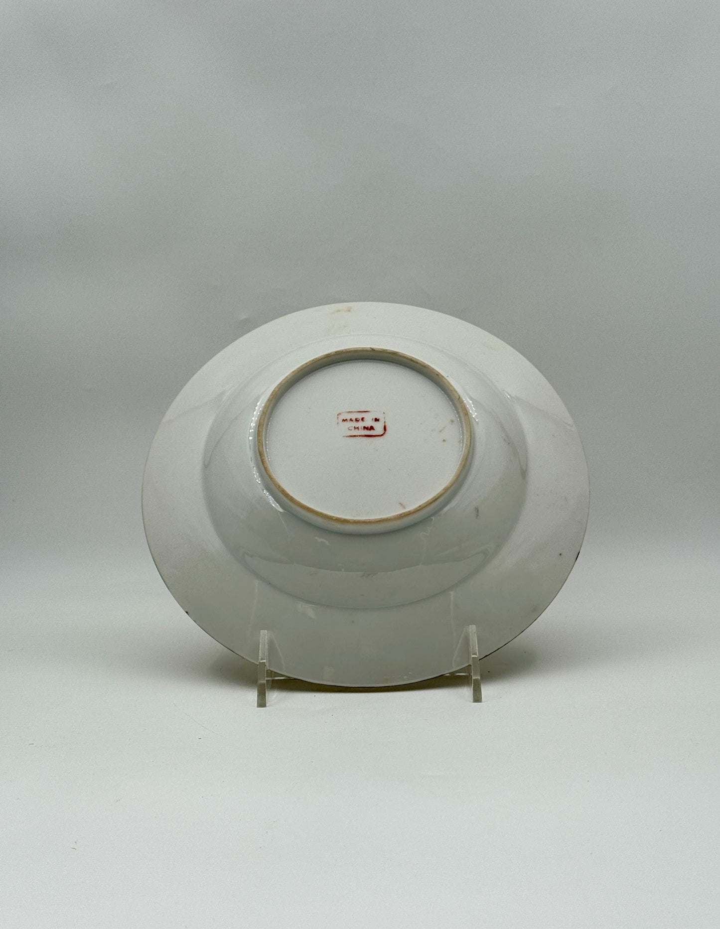 Pair of Chinese Rimmed Bowls with Dragon Motifs