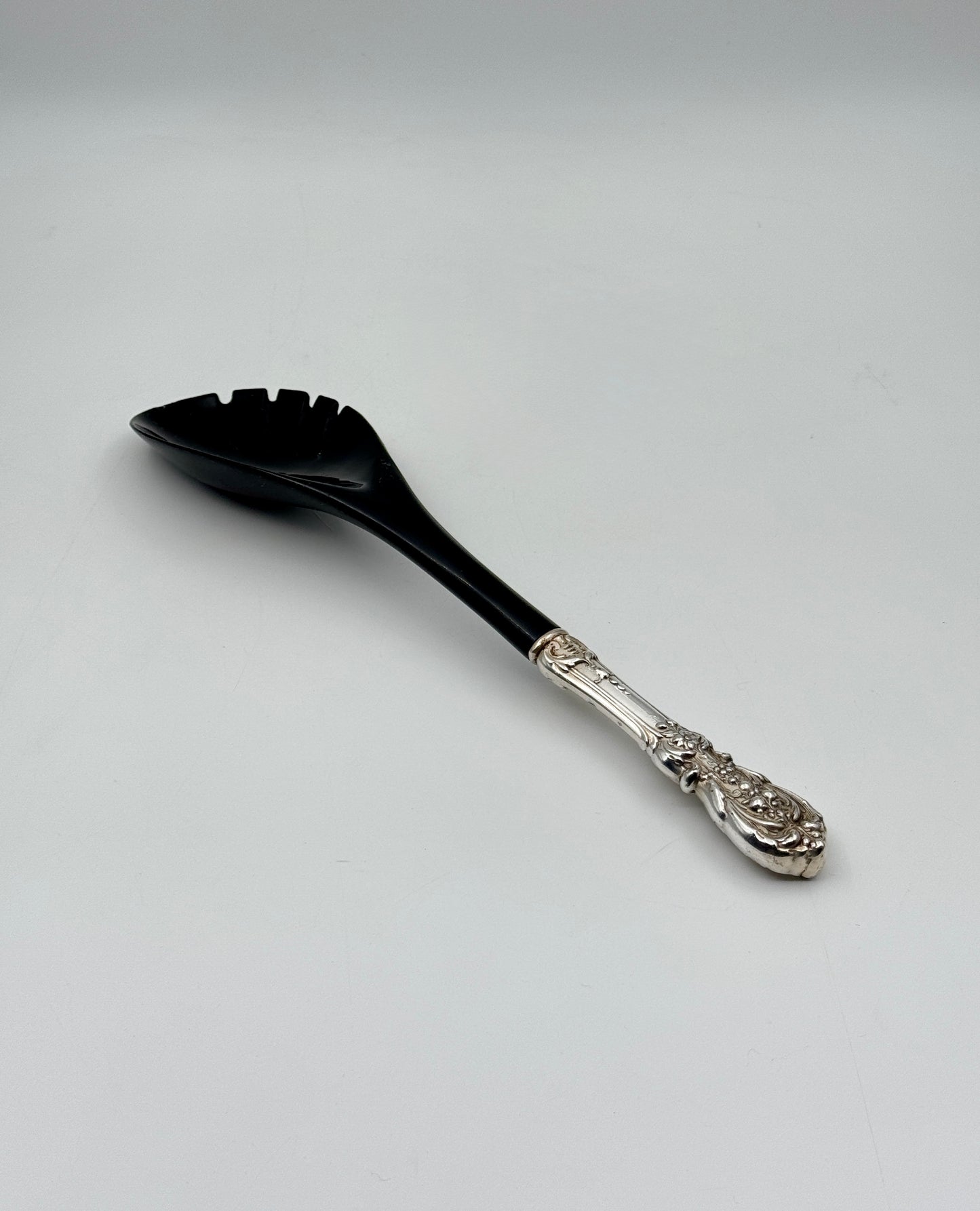 Reed & Barton Sterling Handled Salad Servers – Ornate Floral Pattern, Black Utensils