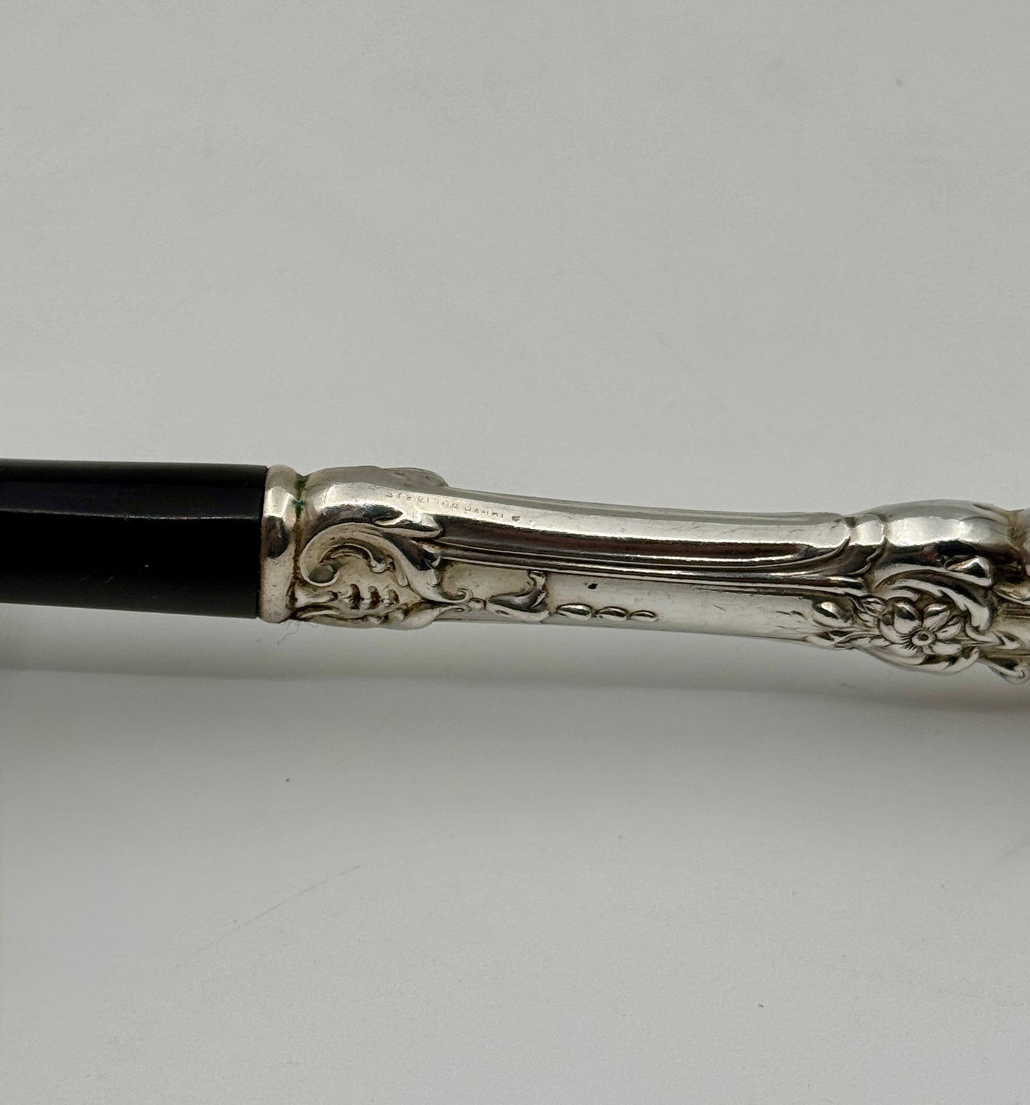 Reed & Barton Sterling Handled Salad Servers – Ornate Floral Pattern, Black Utensils