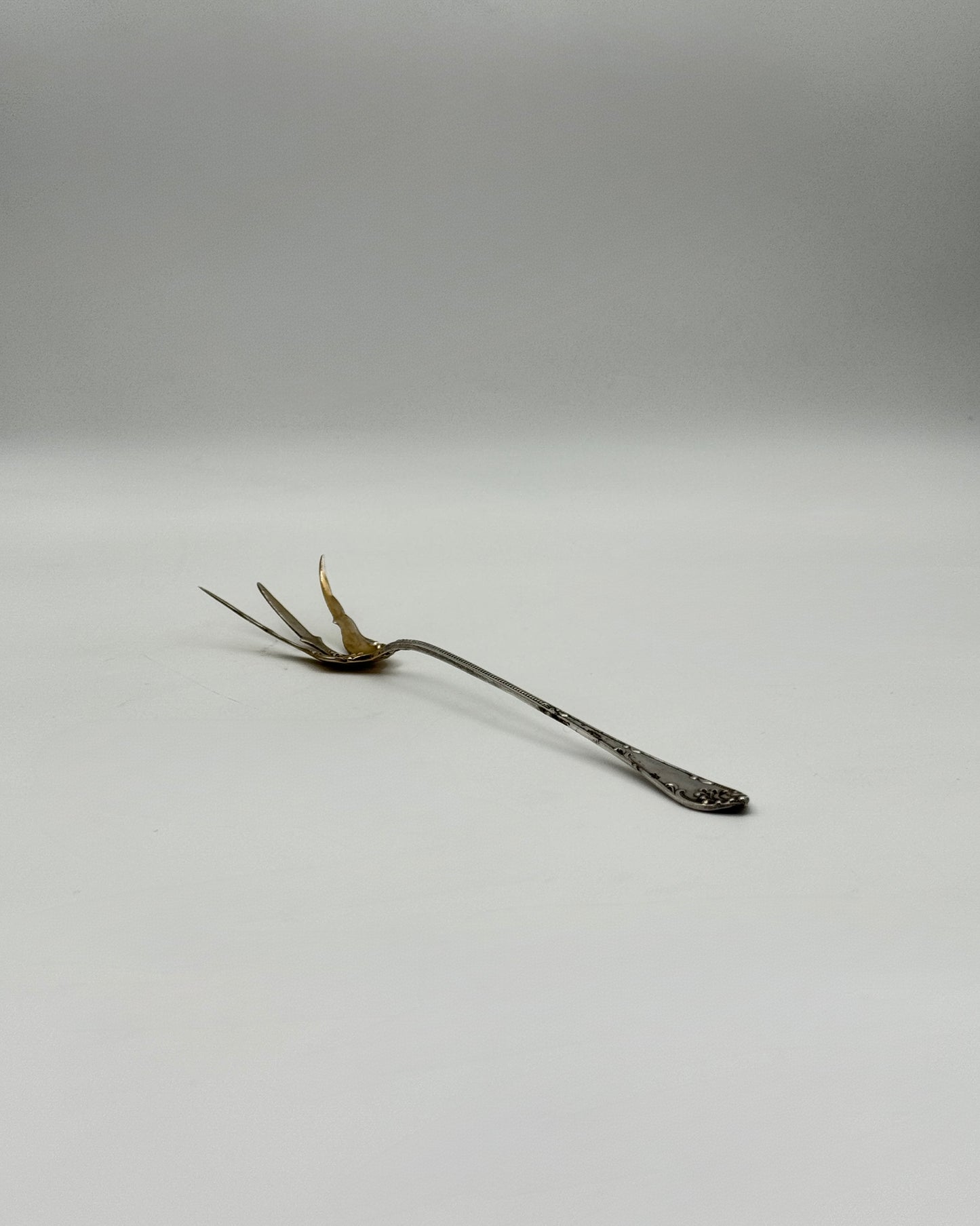 Gold Wash Sterling Sardine Serving Fork – Ornate Pattern