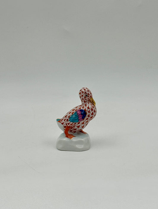 Herend Miniature Duck Figurine – Rust Fishnet Pattern with Multi-Color Feathers