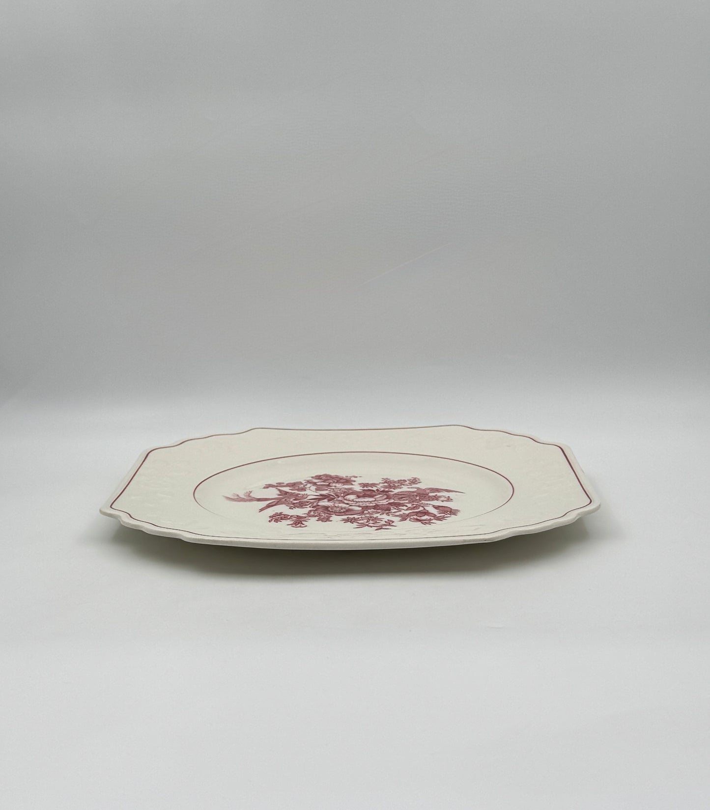 Wedgwood Red & White Transferware “Asiatic Pheasant” – Set of 12 Salad/Dessert Plates and 1 Cake Plate, c.1950