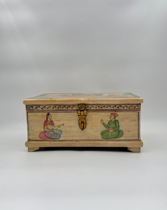 Hand-Painted Indian Bone Box – Mughal Court Scene & Floral Motifs