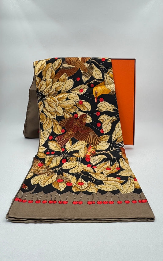 Hermès “Les Merises” Silk Scarf – 90 cm – Antoine de Jacquelot, 1992 with Box