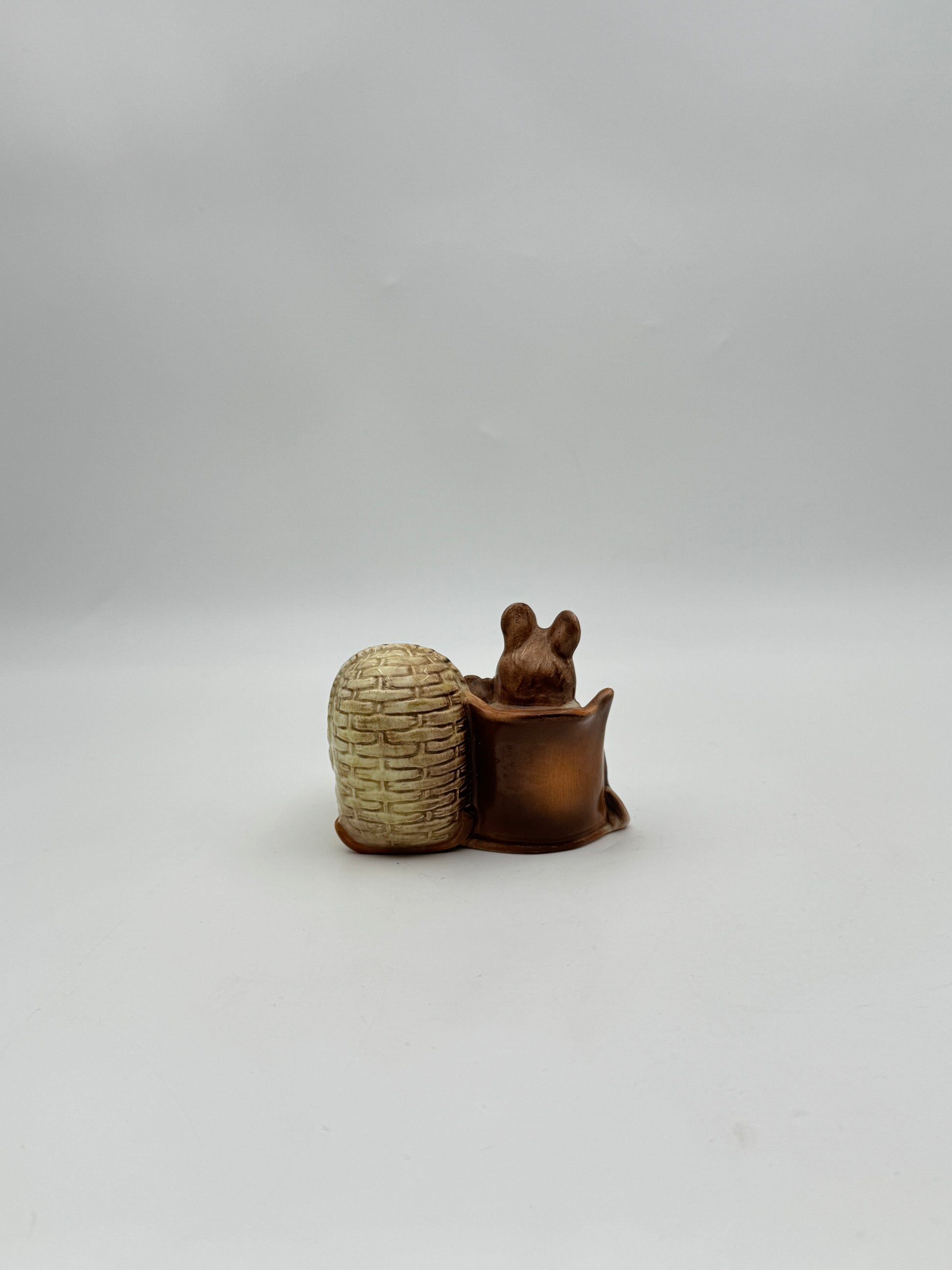 Beatrix Potter “Hunca Munca” Figurine by Beswick – Made in England