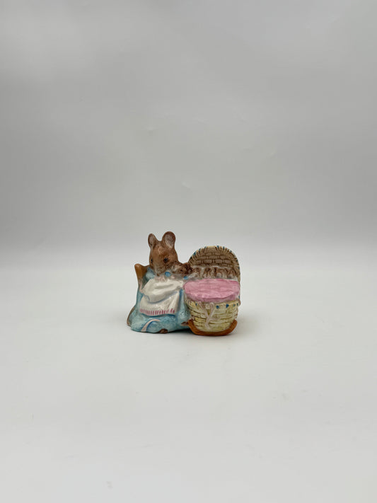 Beatrix Potter “Hunca Munca” Figurine by Beswick – Made in England