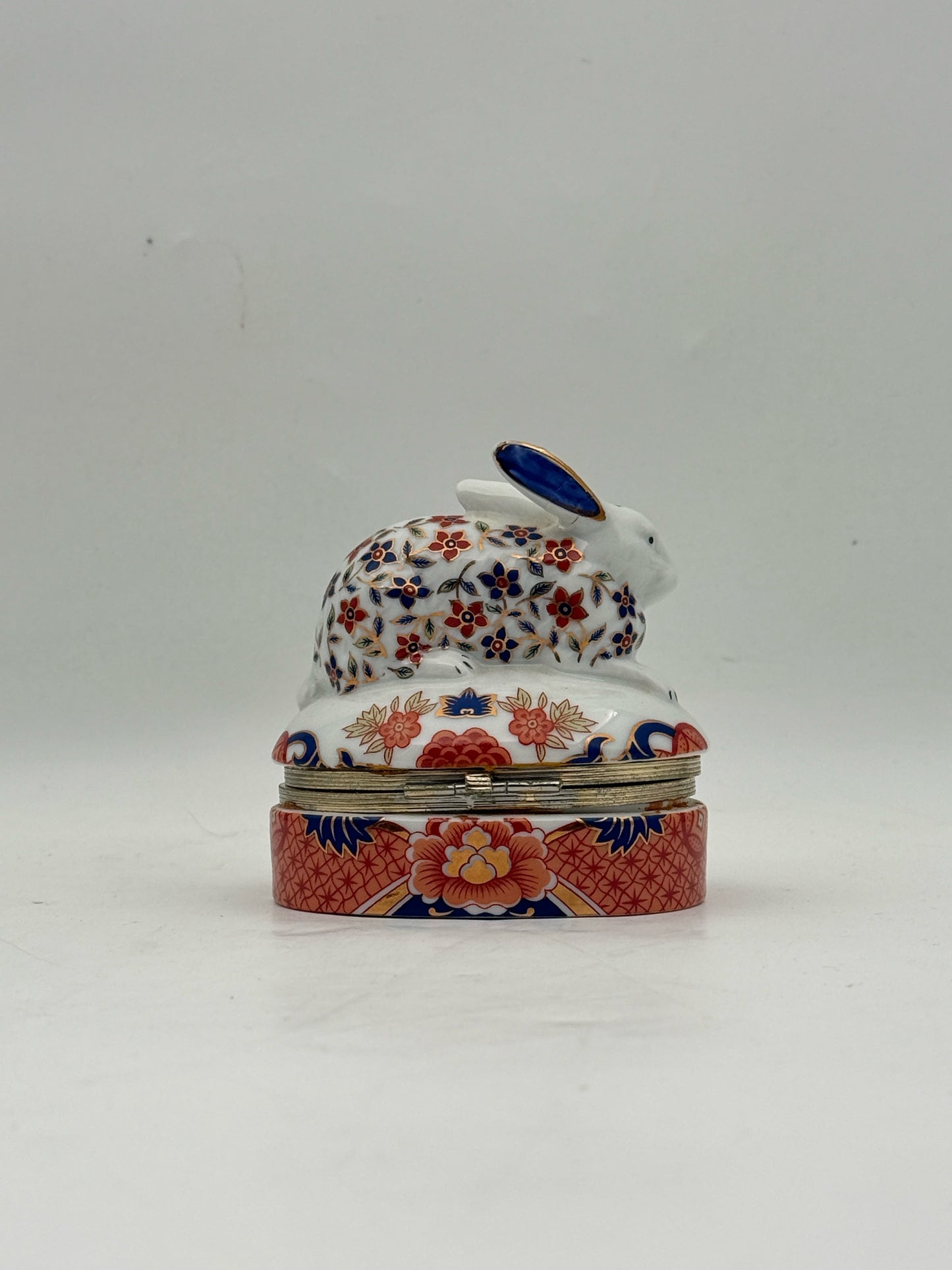 Imari Blue And Red Bunny Rabbit Trinket Box