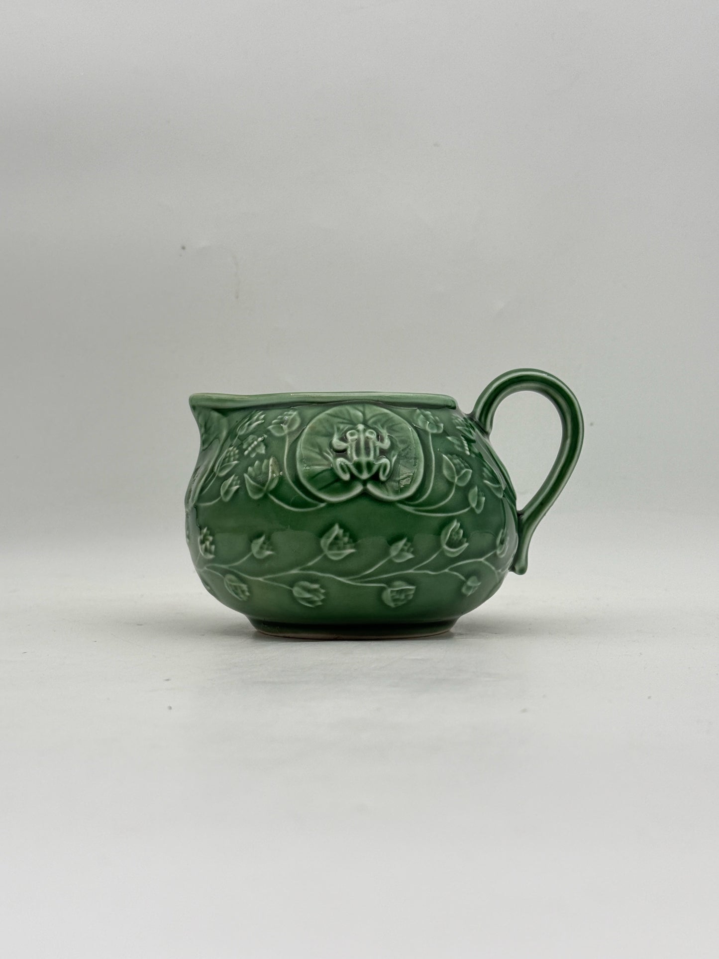 Bordallo Green Frog Jug Pitcher