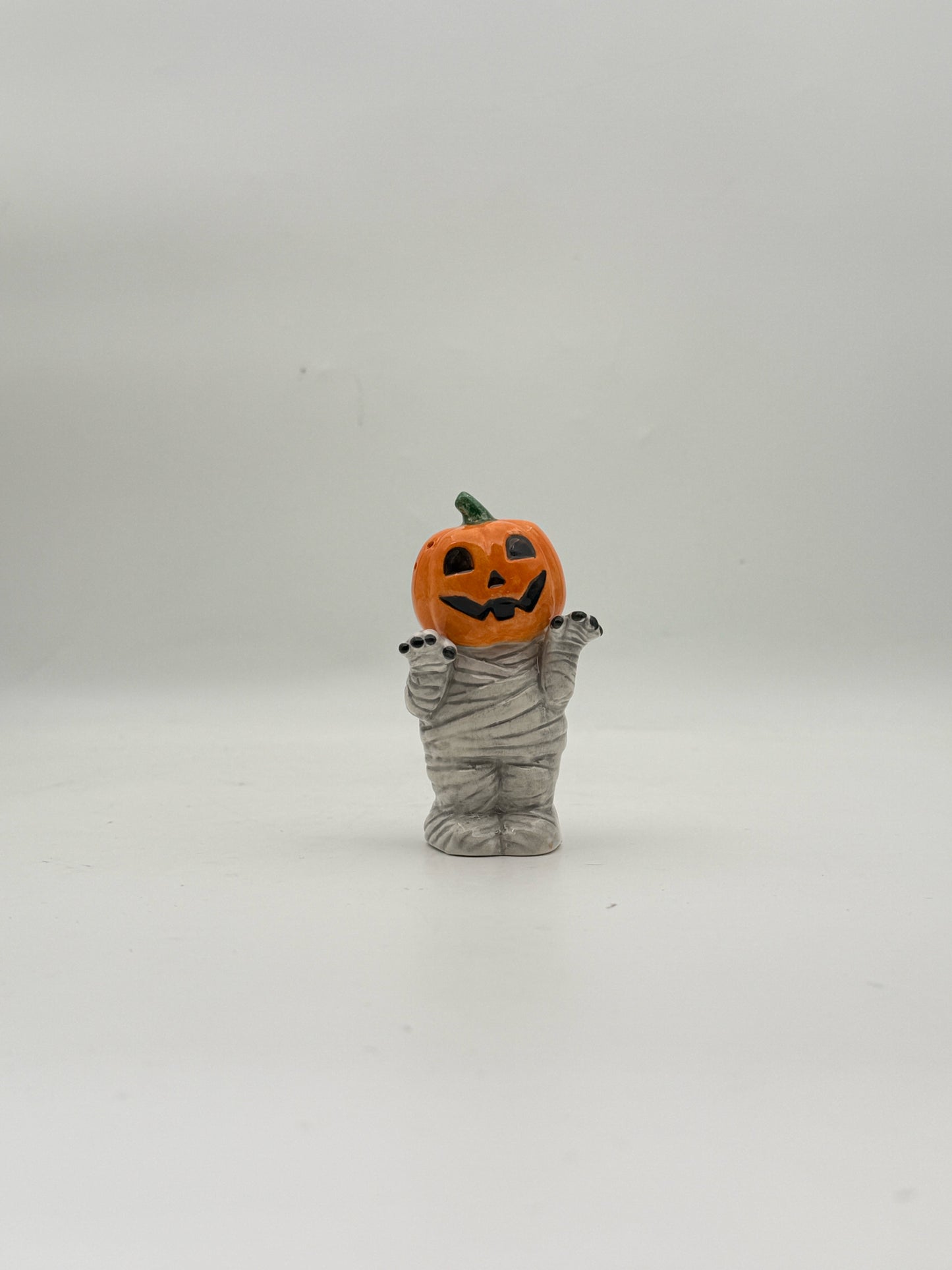 Halloween Mummy And Skeleton Salt And Pepper Shakers