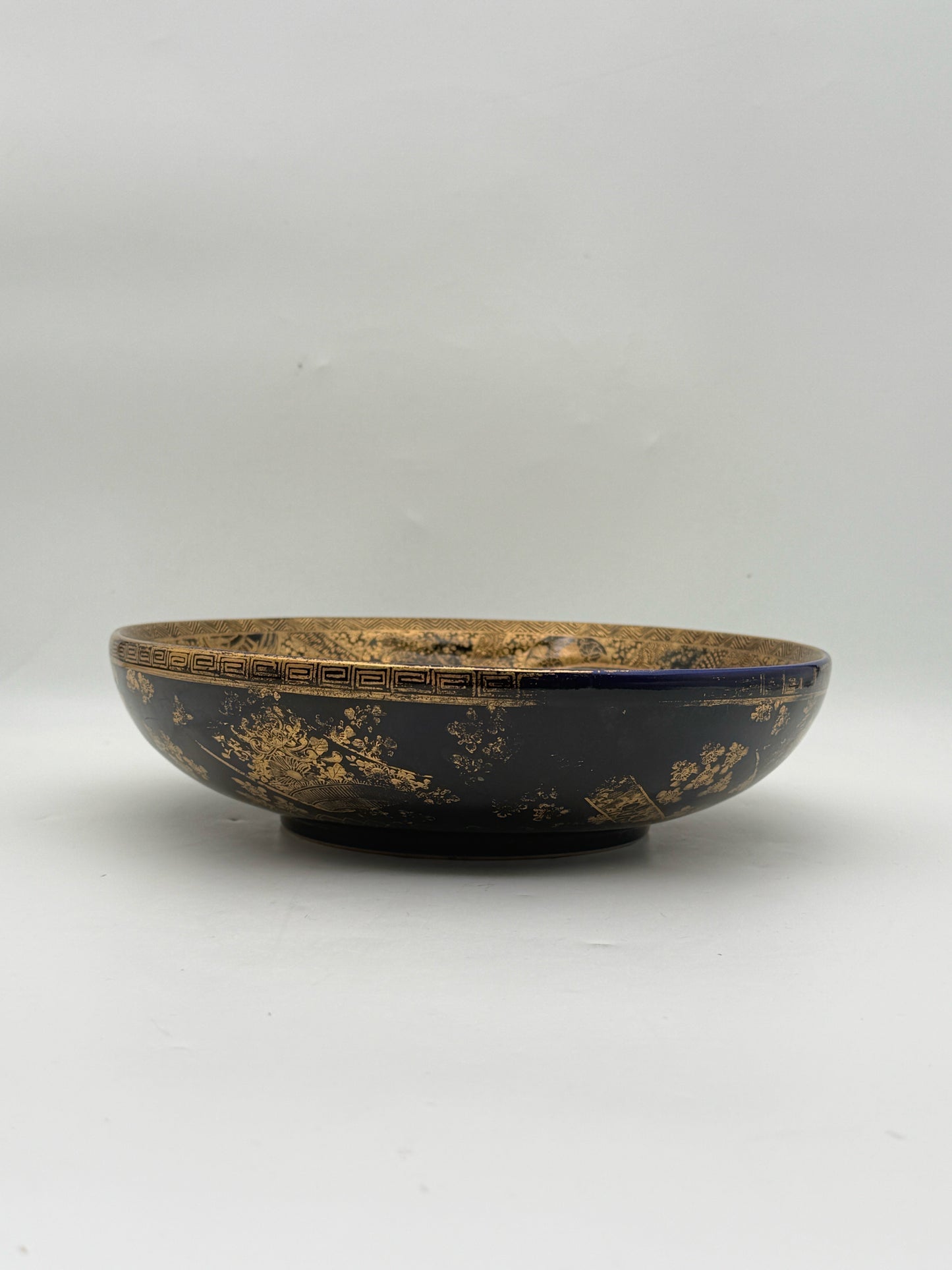 19th Century Japanese Satsuma Enamal And Gilt Bowl