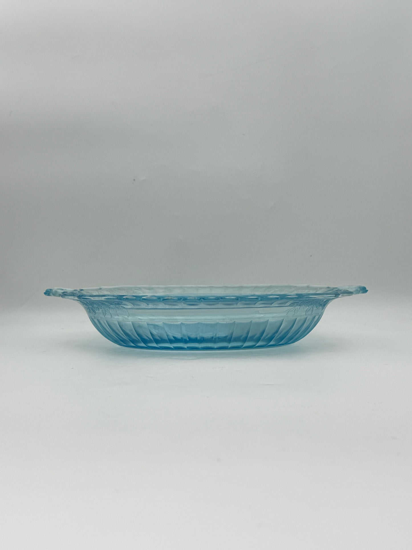Anchor Hocking Mayfair Blue Vegetable Serving Bowl