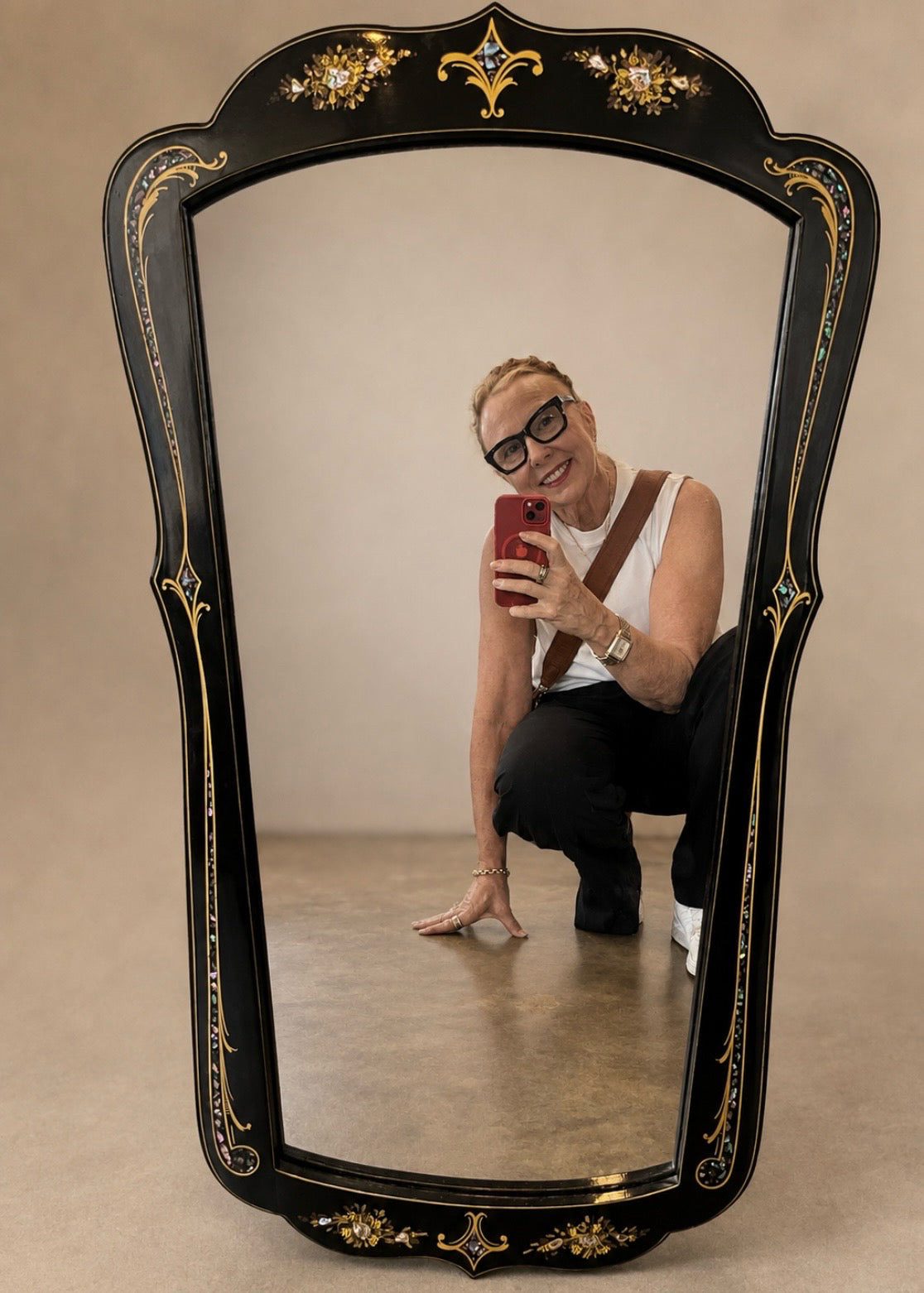 Black Lacquer Mirror with Decorative Inlay r