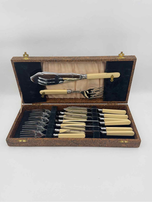 Boxed Set Of Fish Flatware Including The Servers