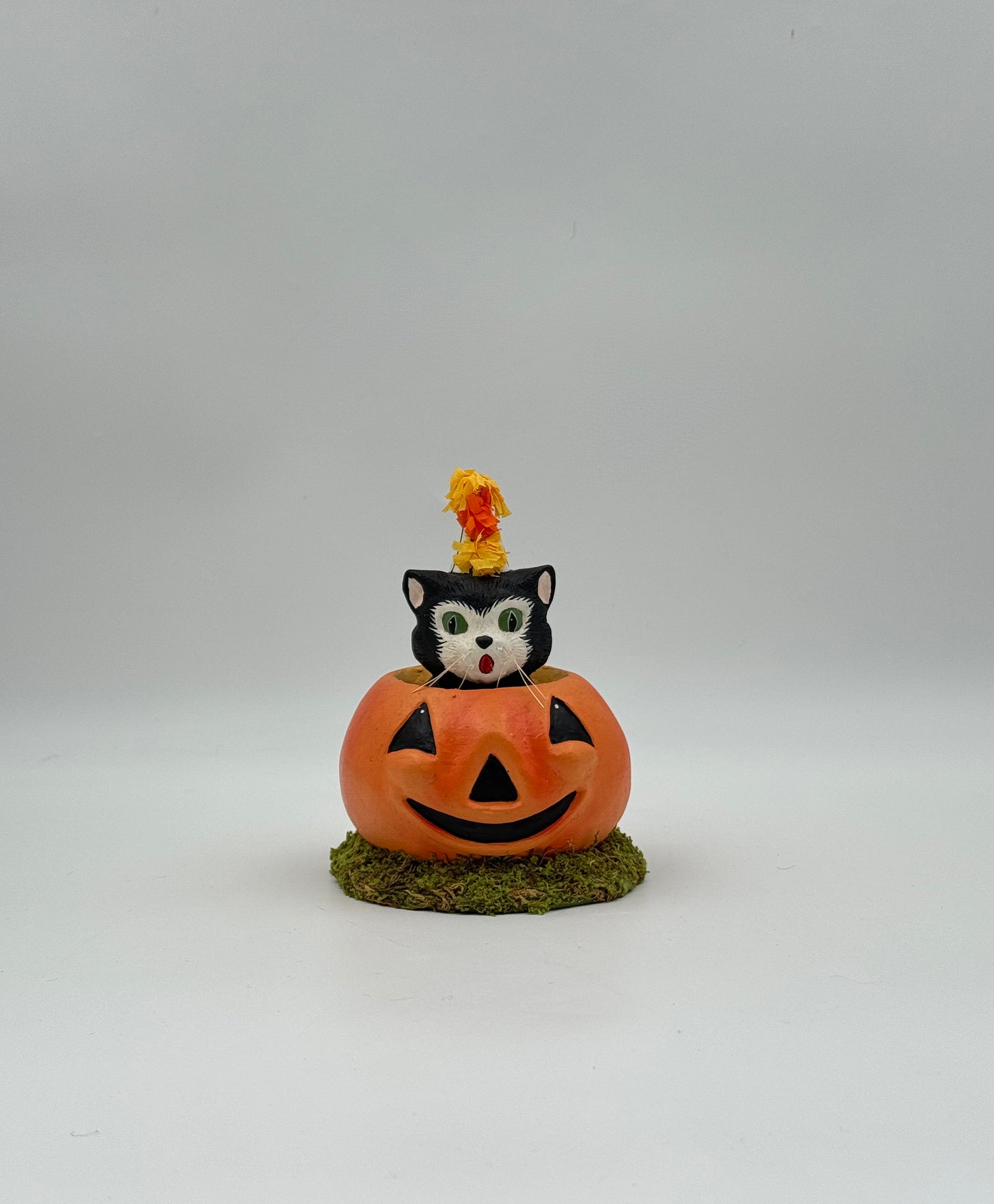Bethany Lowe Designs – Cecil’s Hang Out Halloween Cat in Pumpkin