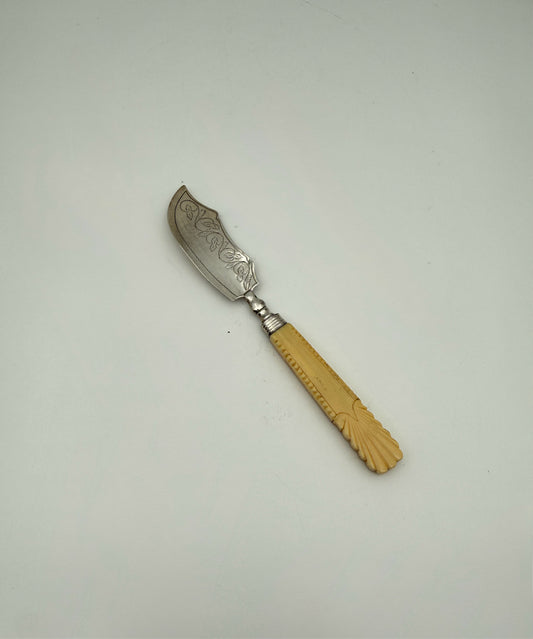 Antique Unite And Hilliard Sterling Silver Blade Butter Knife