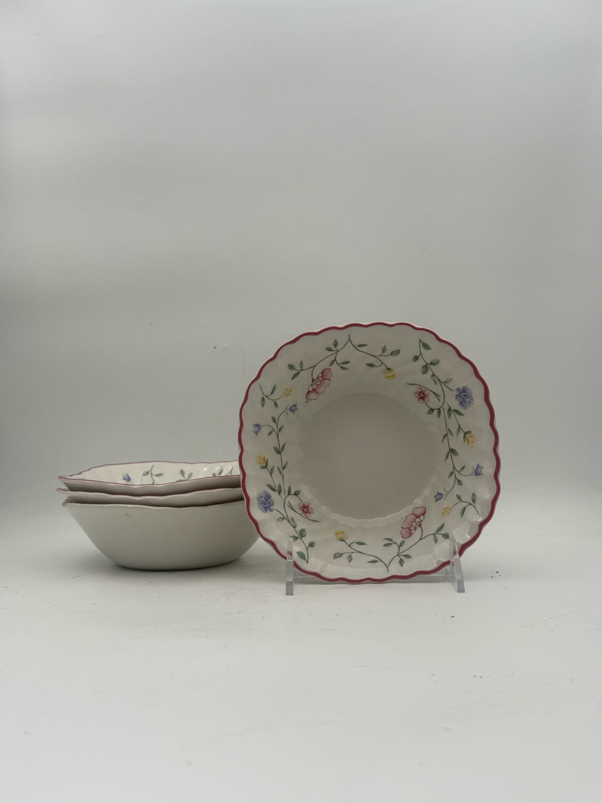 Johnson Bros "Summer Chintz" Dinnerware Service For 4- 20 Pieces