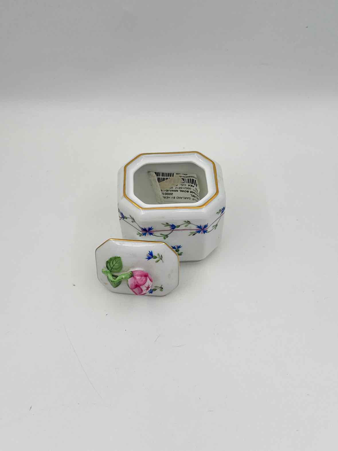 Herend "Blue Garland" Octagonal Rosebud Trinket Box