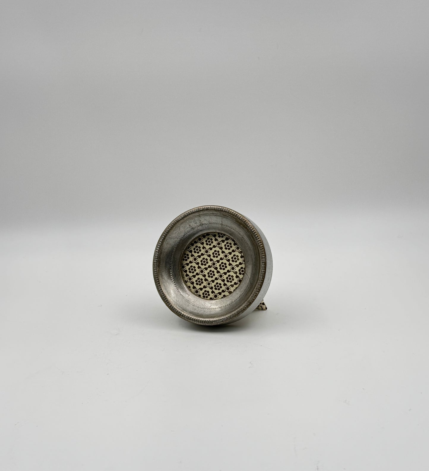 Cavallini 3" Round Silver Leaf Frame – Handmade in Florence, Italy