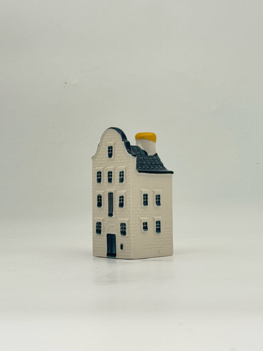 KLM Delft Blue House #79 - De Locomotief