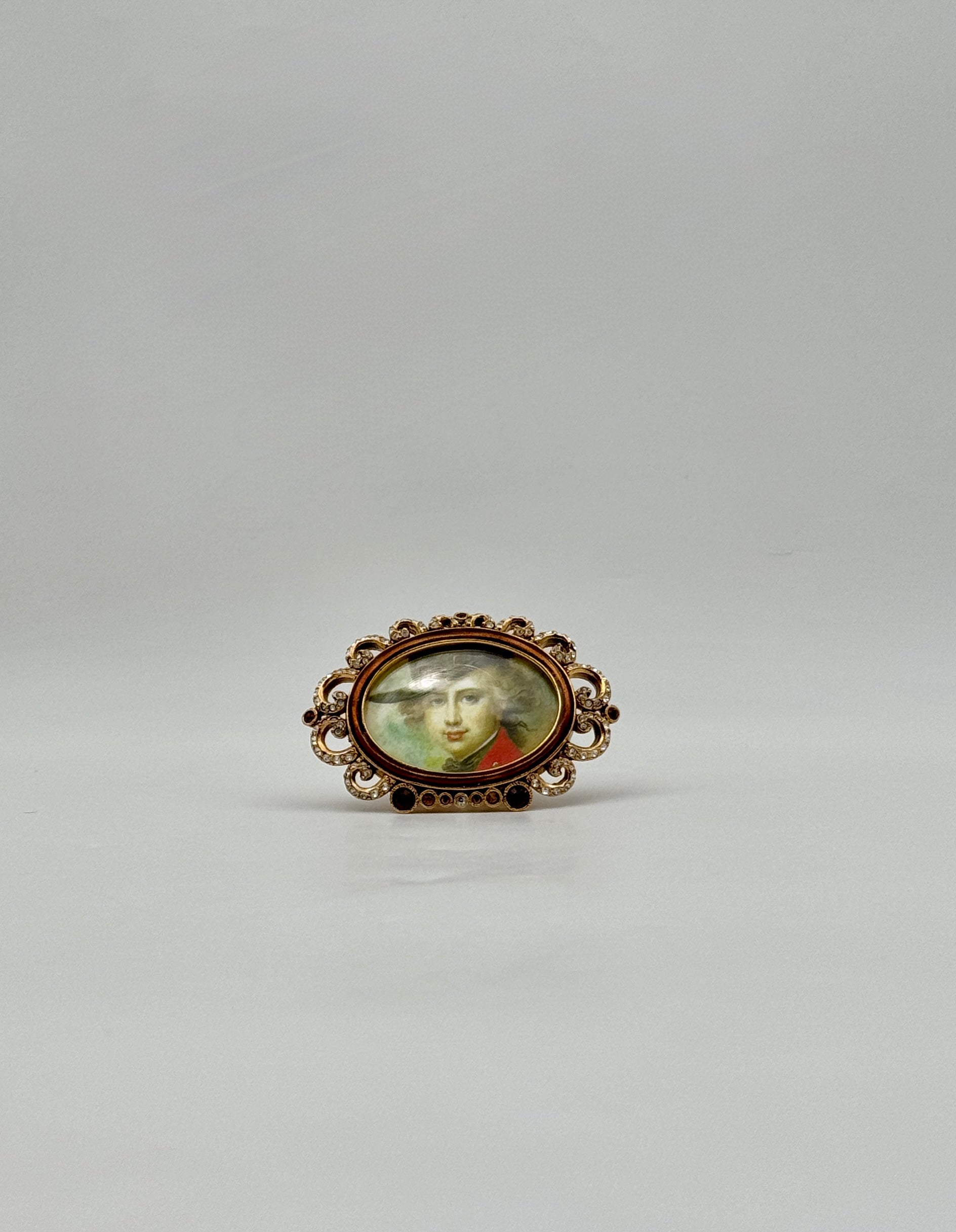 Jay Strongwater Mini Oval Picture Frame with Swarovski Crystals Luxury