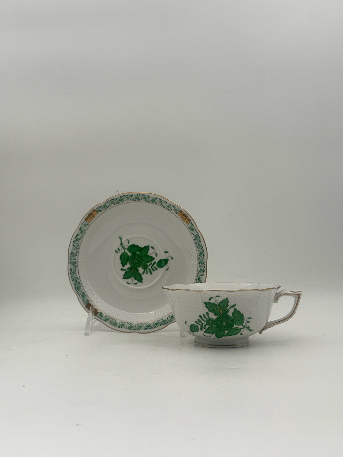 Pair Of Herend Chinese Bouquet Teacups - Apponyi Green