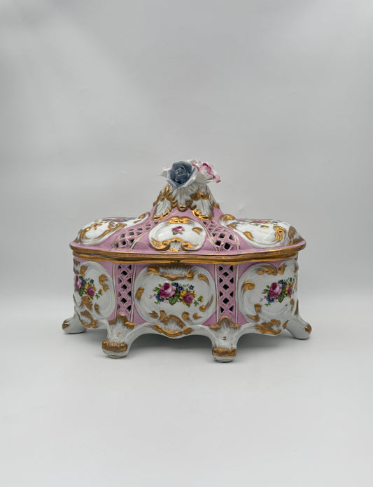 Hand Painted Porcelain Centerpiece Bowl with Lid – Sorelle Italy