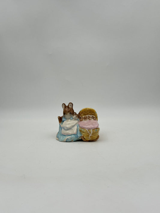 Beswick Beatrix Potter “Hunca Munca” Figurine – Made in England