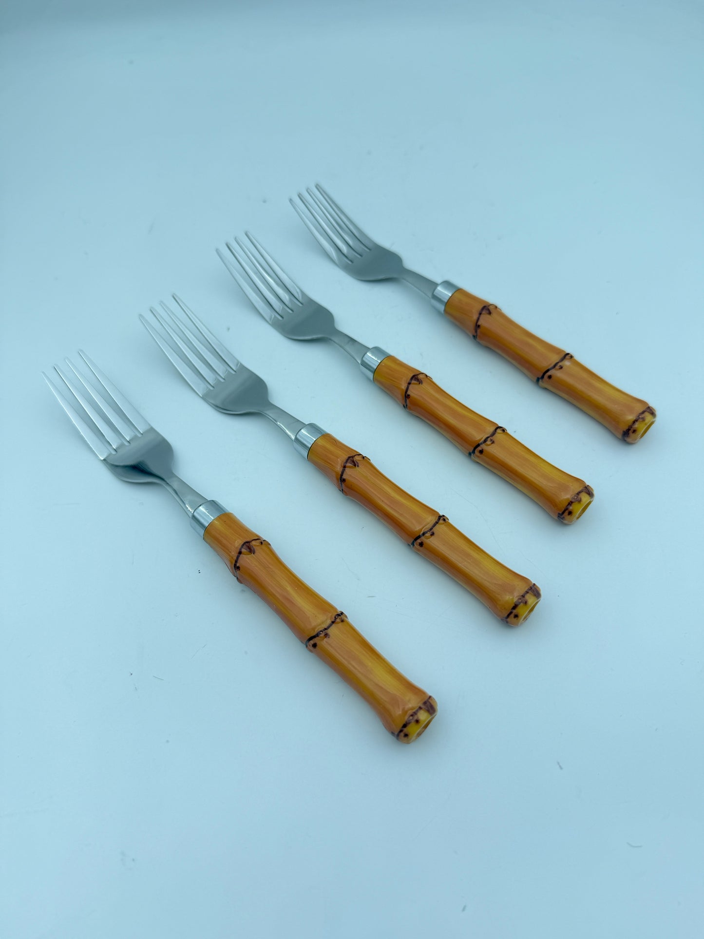 5 Piece Bamboo Flateware Set- 4 Settings, 20 Pieces Total