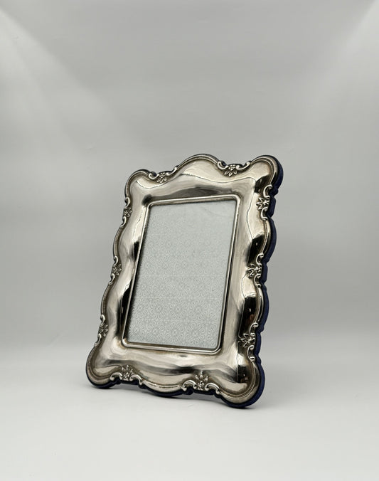 Silverplate Baroque Picture Frame – 5" x 7", Velvet Back