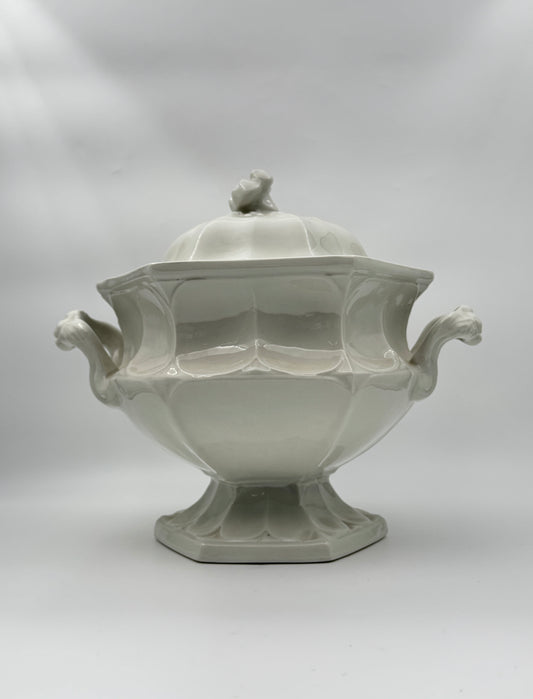White Soup Tureen with Lid – RC 1962 Mark – Japan