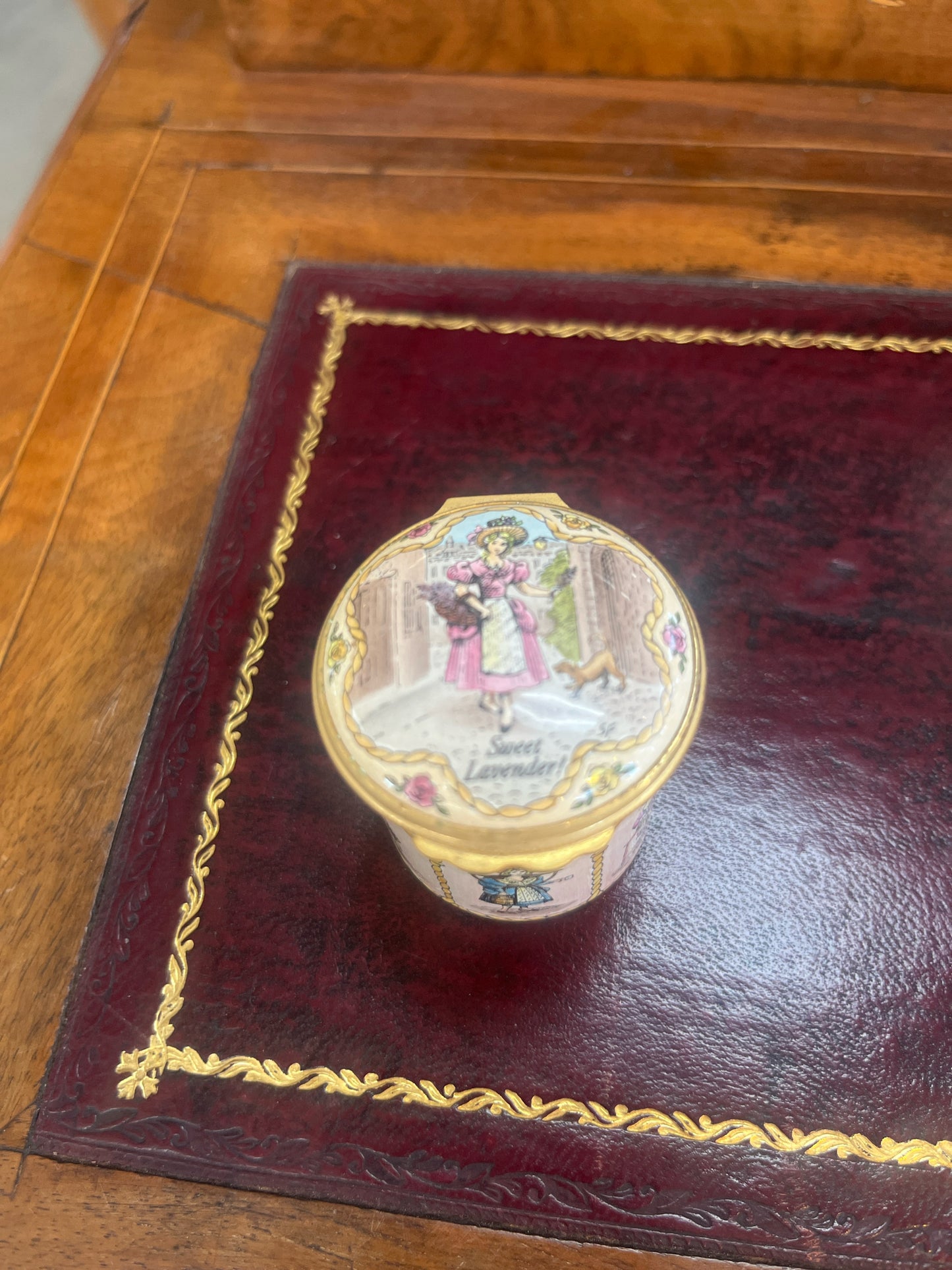 Halcyon English Enamel  Box