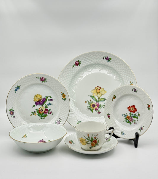Bing & Grøndahl for Royal Copenhagen “Saxon Flower” Dinnerware Set – 47 Pieces