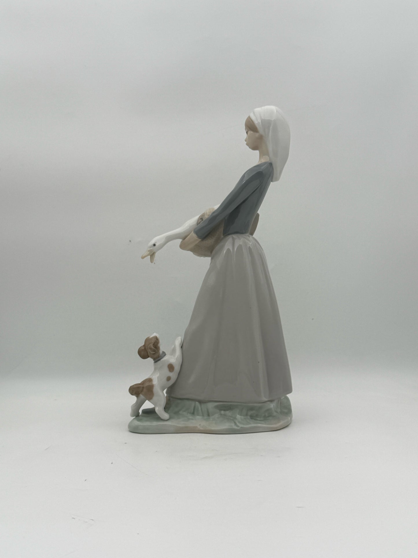 Lladro Girl With Goose And Dog Figurine