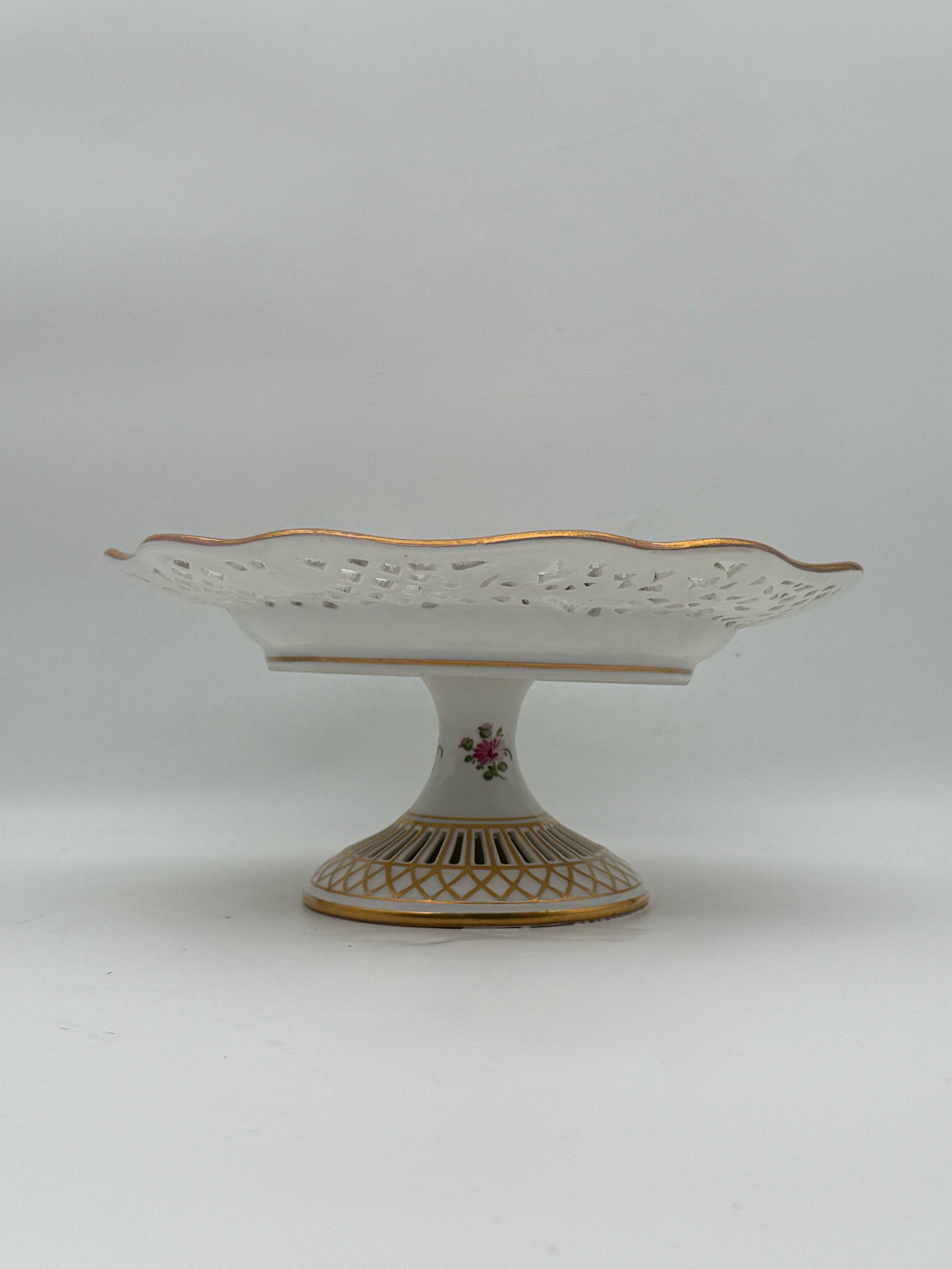 Antique Dresden Ambrosius Lamm Pierced Compote