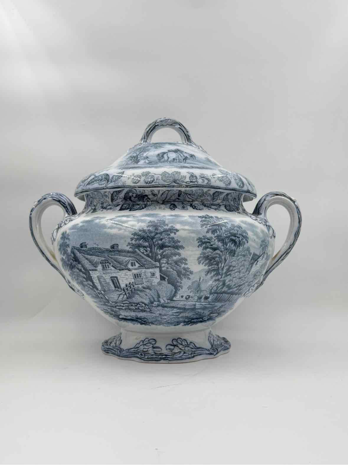 1860 Copeland Hops Soup Tureen And Underplate Set